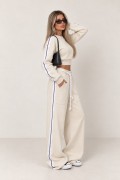 Şerit Detaylı Crop Sweatshirt ve Geniş Paça Eşofman Takımı