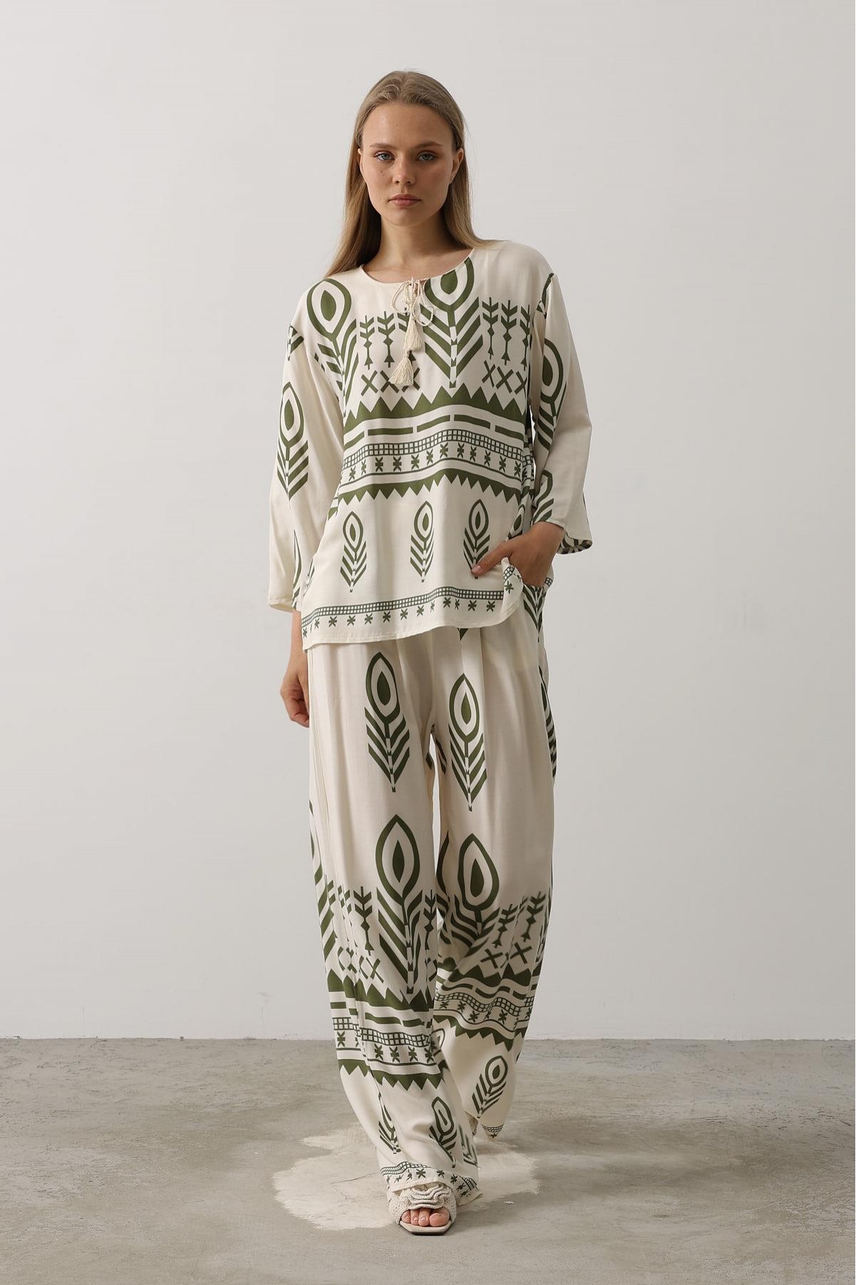 Baskılı Püskül Detaylı Takım - Yeşil