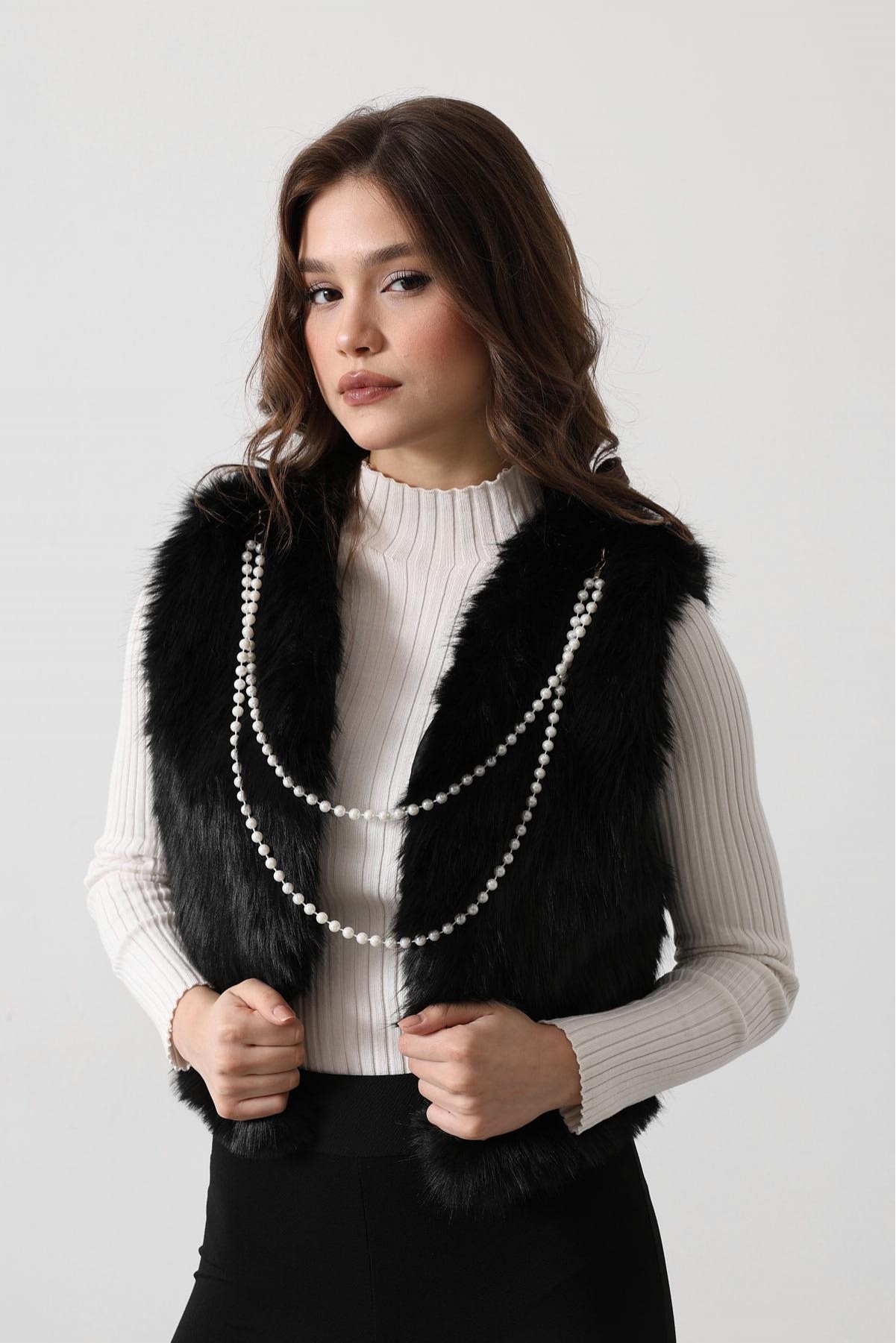İnci Kolyeli Kürk Yelek - Siyah STD
