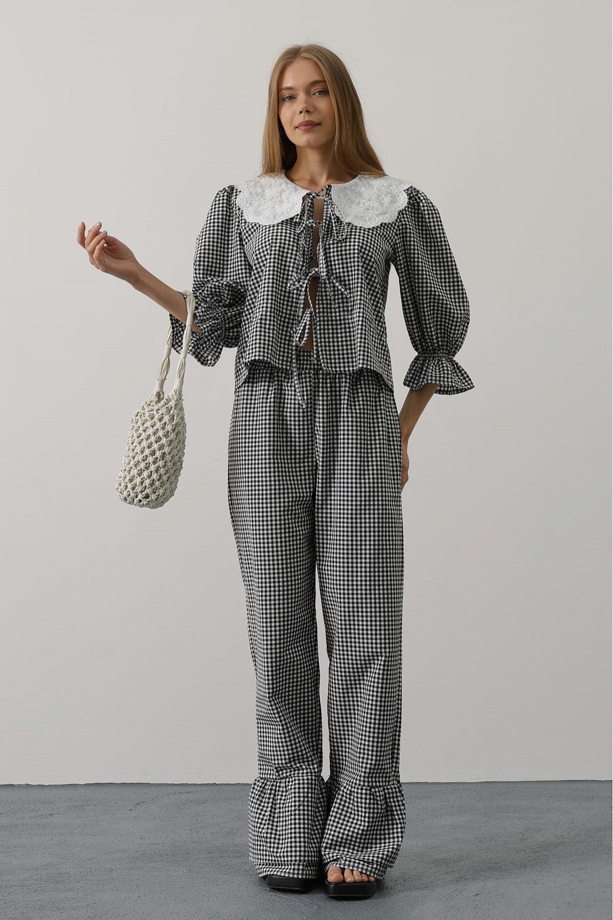 Dantel Yakalı Kare Desenli Takım - Siyah