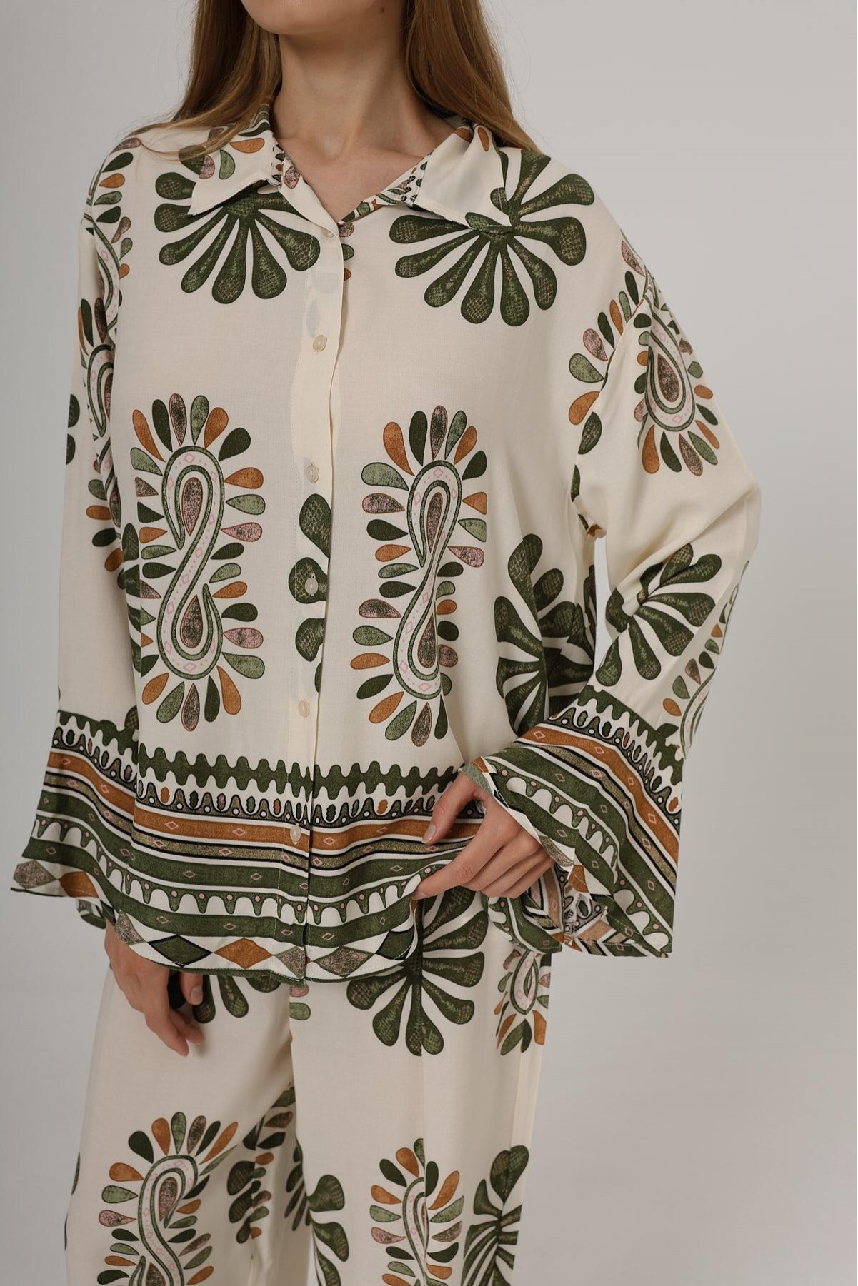 Desenli Kolları Volanlı Pantolon Takım - Haki