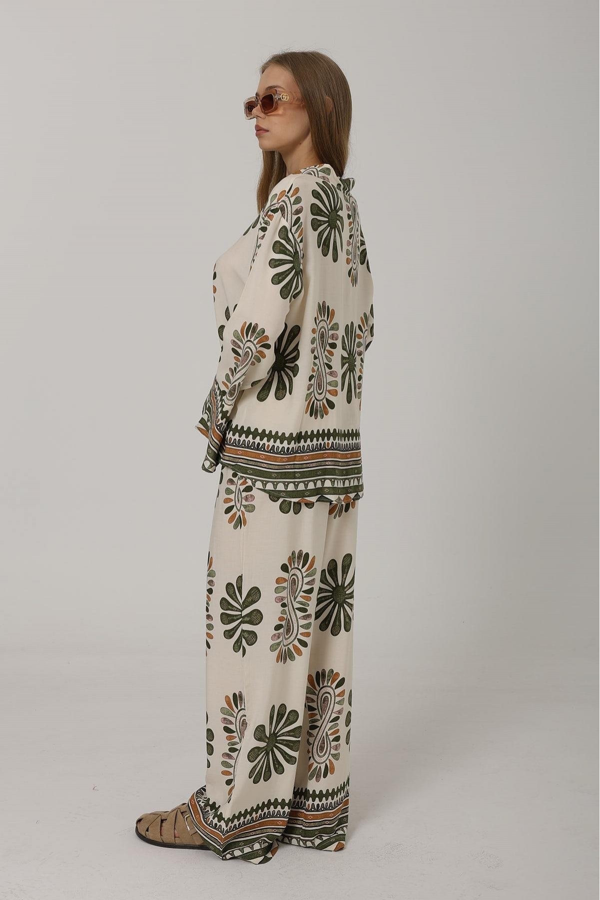 Desenli Kolları Volanlı Pantolon Takım - Haki