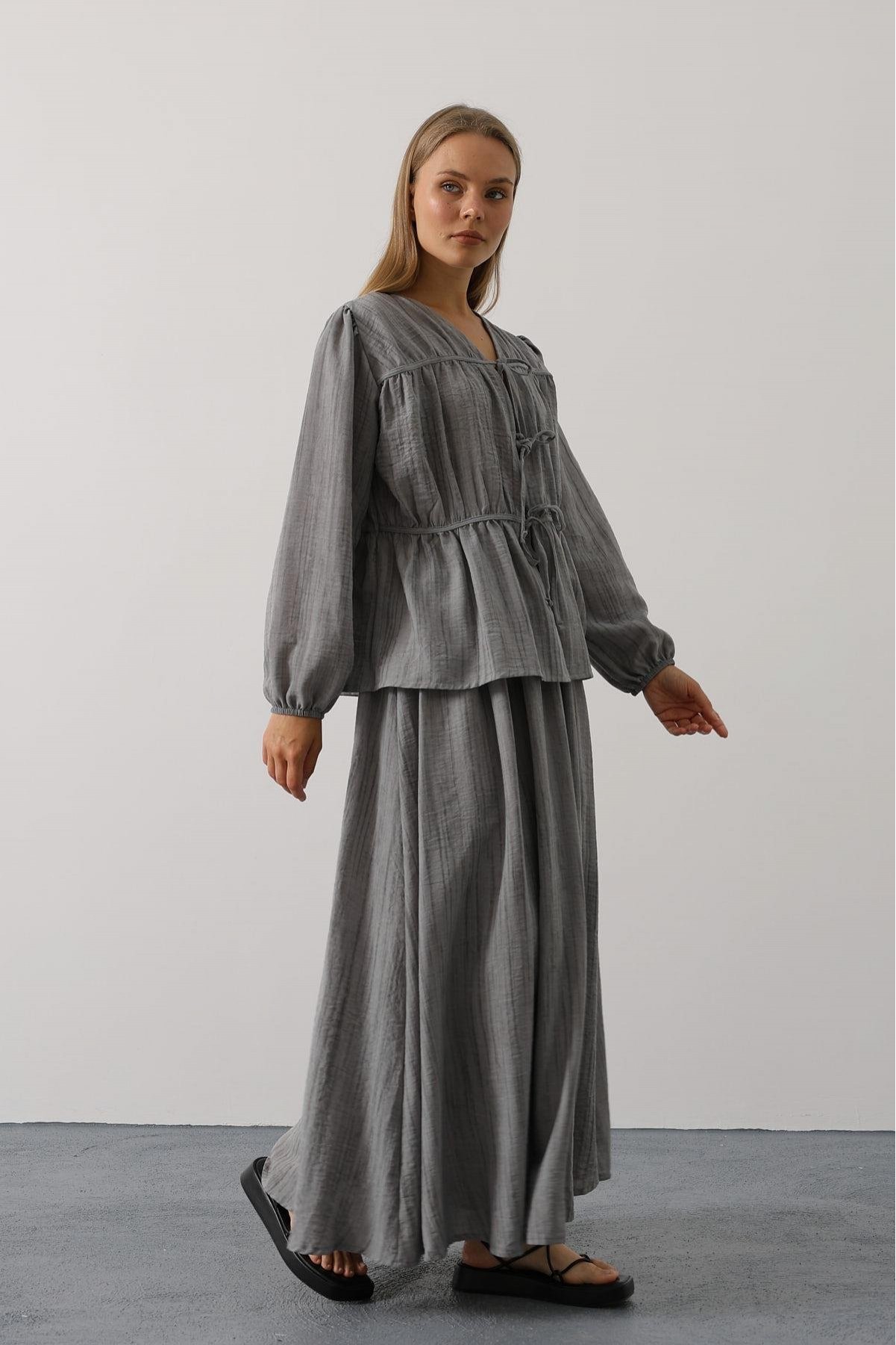 Önü Bağlamalı Etekli Takım - Gri