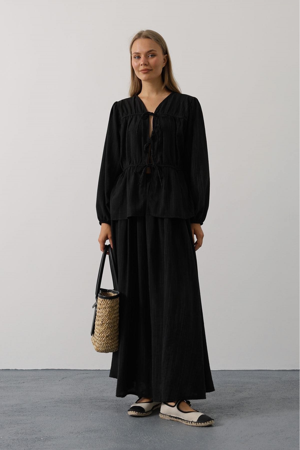 Önü Bağlamalı Etekli Takım - Siyah