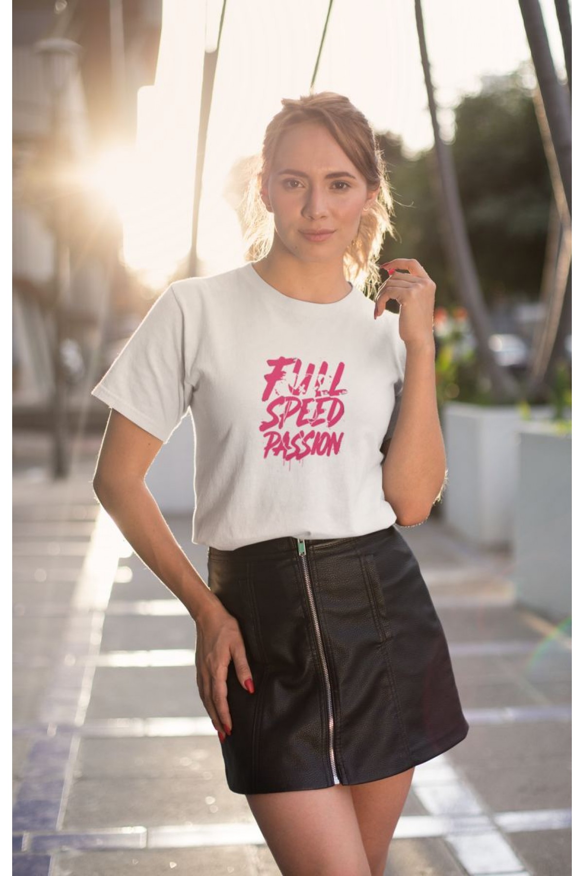 Kadın Özel Baskılı Modern Fit %100 Pamuk Bisiklet Yaka T-Shirt