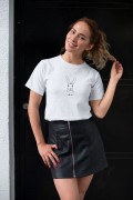 Kadın Özel Baskılı Modern Fit %100 Pamuk Bisiklet Yaka T-Shirt