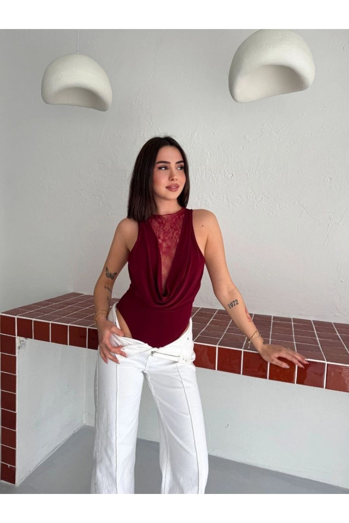 Kadın Dantel Detaylı Derin Dekolte Body Şık Kolsuz Yazlık Bodysuit - Bordo