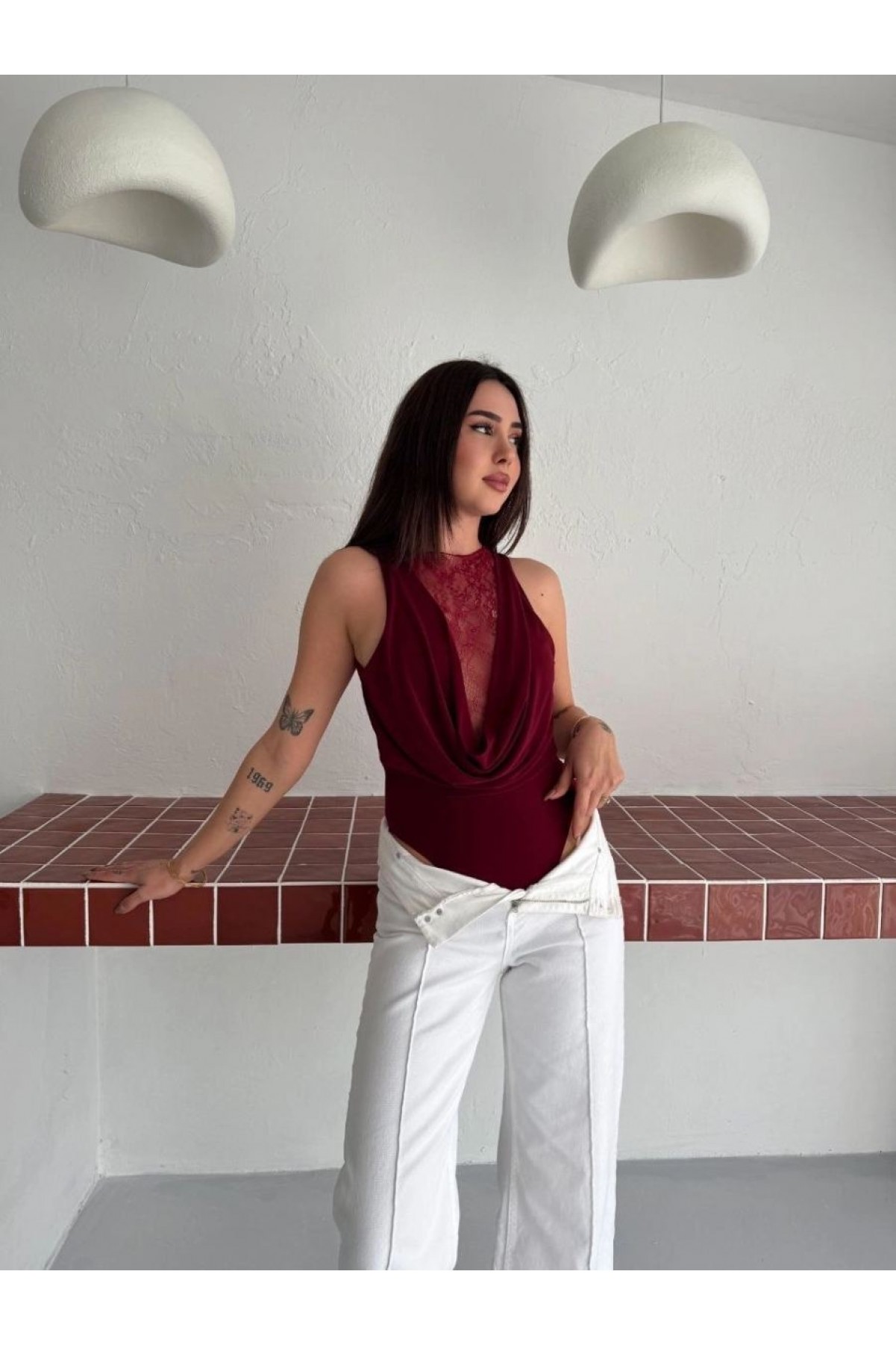 Kadın Dantel Detaylı Derin Dekolte Body Şık Kolsuz Yazlık Bodysuit - Bordo