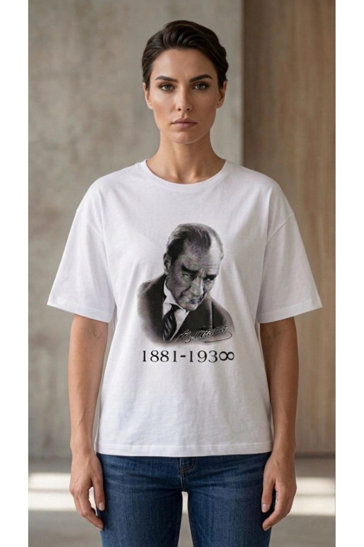 Kadın Atatürk Baskılı Tişört Kısa Kollu Bisiklet Yaka T-Shirt - Beyaz