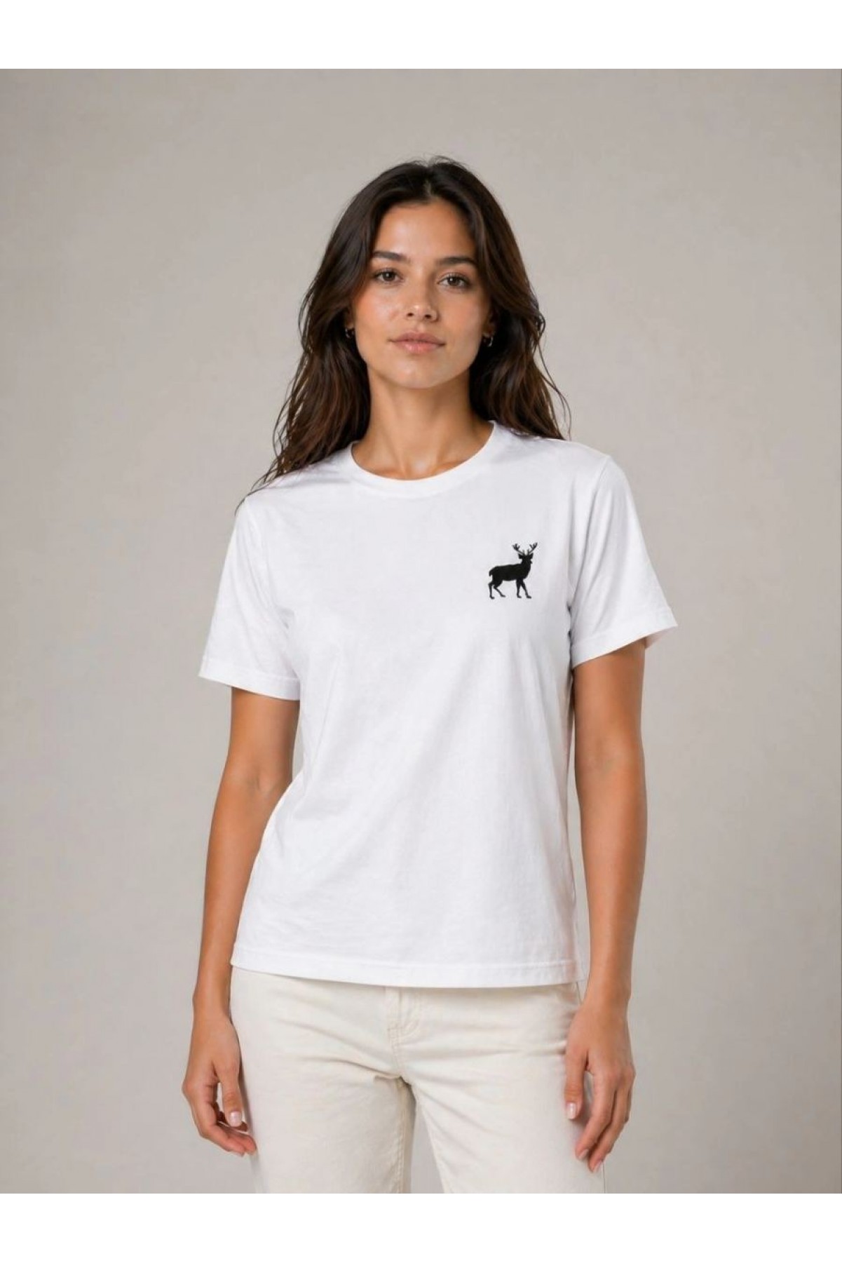 Kadın Minimal Geyik Logolu Tişört Bisiklet Yaka Kısa kol Yazlık T-Shirt - Beyaz