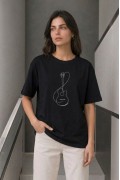 Kadın Minimal Gitar Baskılı Tişört T-Shirt Yazlık Kısa Kol Bisiklet Yaka T-Shirt - Siyah