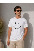 Erkek Minimal Gülümseyen Yüz Baskılı Tişört Kısa Kol Yazlık T-Shirt - Beyaz