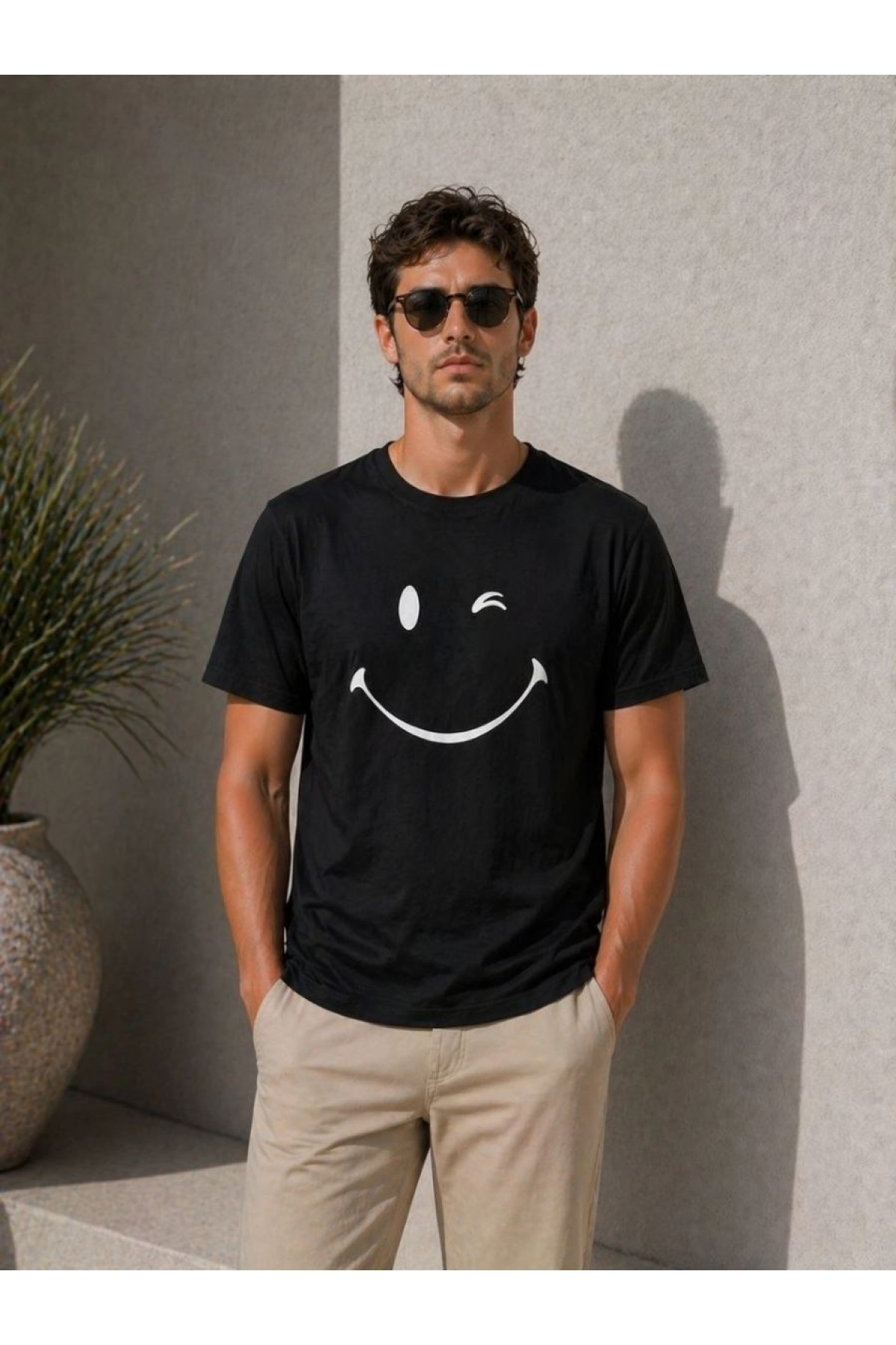 Erkek Minimal Gülümseyen Yüz Baskılı Tişört Kısa Kol Yazlık T-Shirt - Siyah
