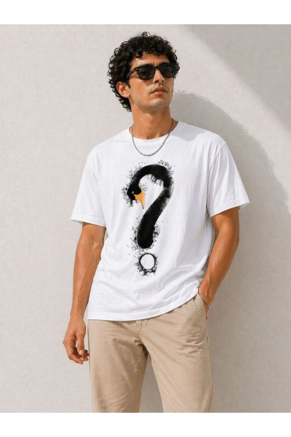 Erkek Kuğu Figürlü Soru İşareti Baskılı Tişört Kısa Kol T-Shirt - Beyaz