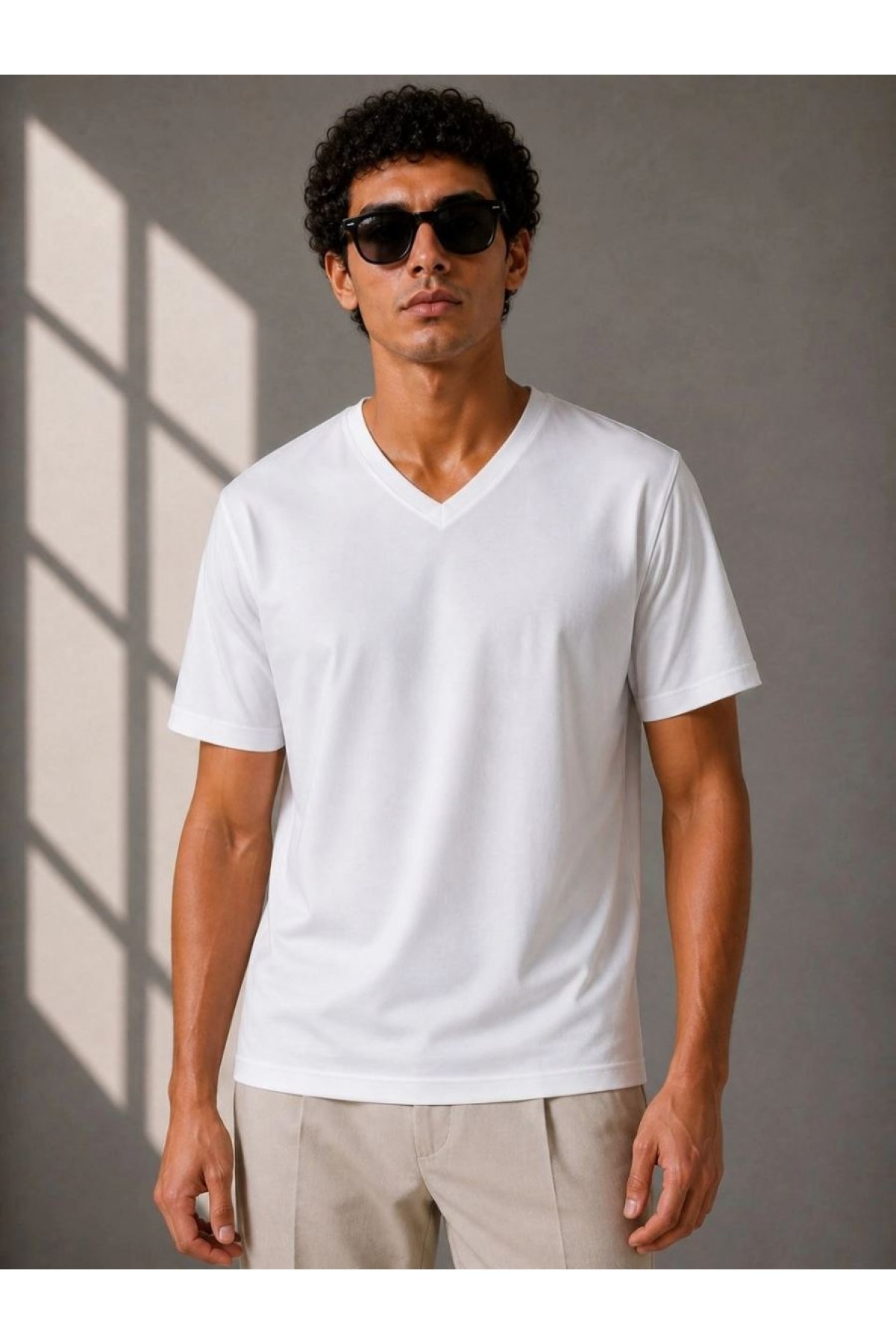 Erkek V Yaka Basic Tişört Kısa Kol Yazlık Regular Fit T-Shirt - Beyaz