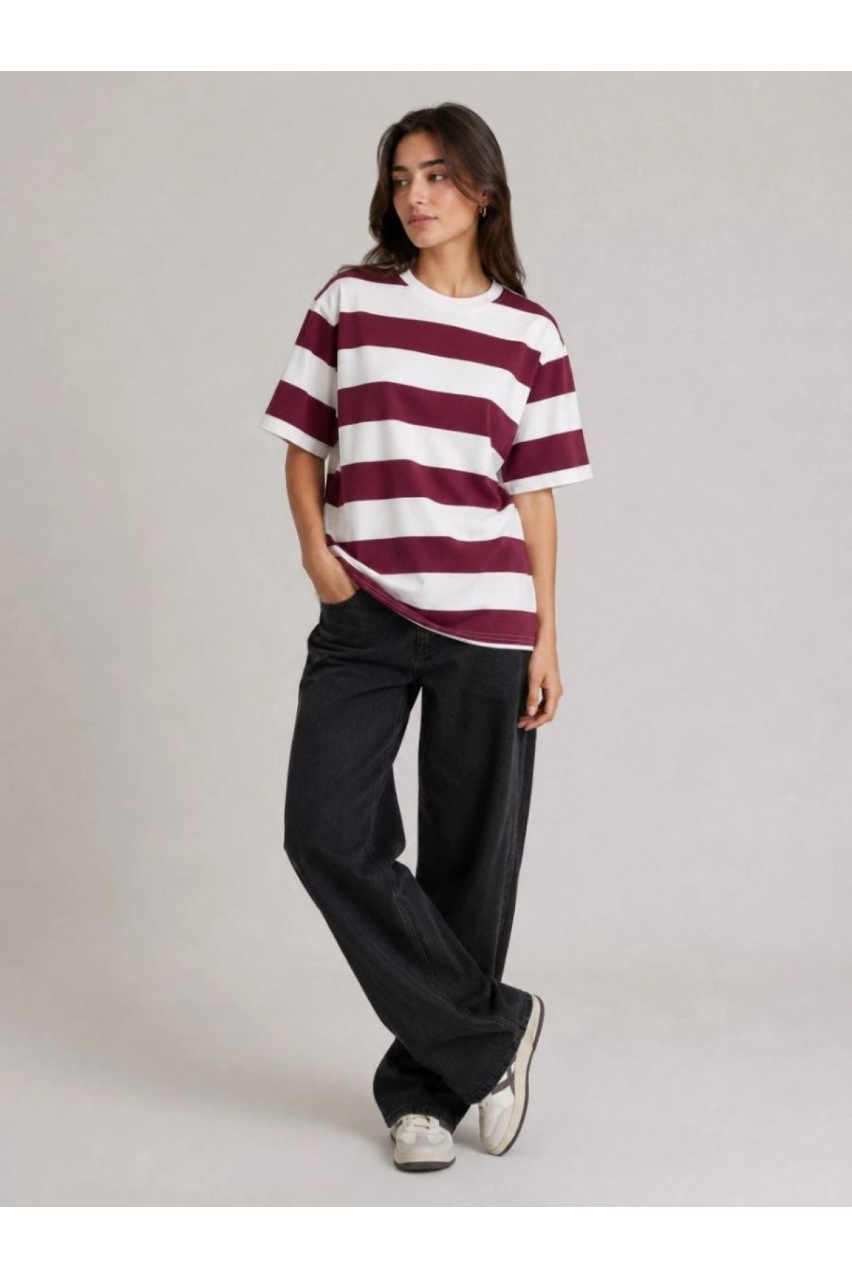 Kadın Çizgili Oversize Tişört Bisiklet Yaka Kısa Kol Yazlık T-Shirt - Bordo
