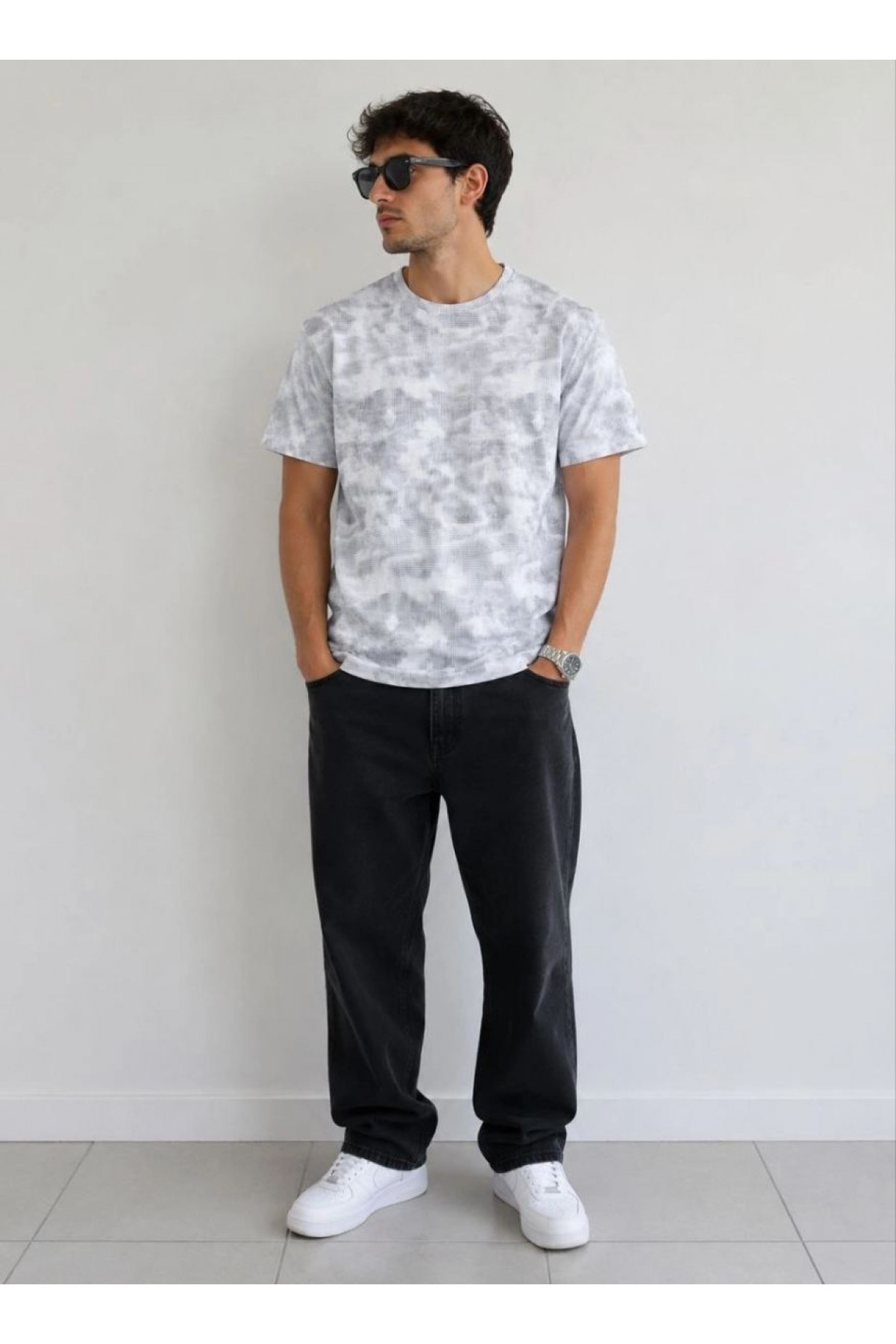 Erkek Batik Desenli Tişört Bisiklet Yaka Kısa Kol Regular Fit T-shirt - Gri