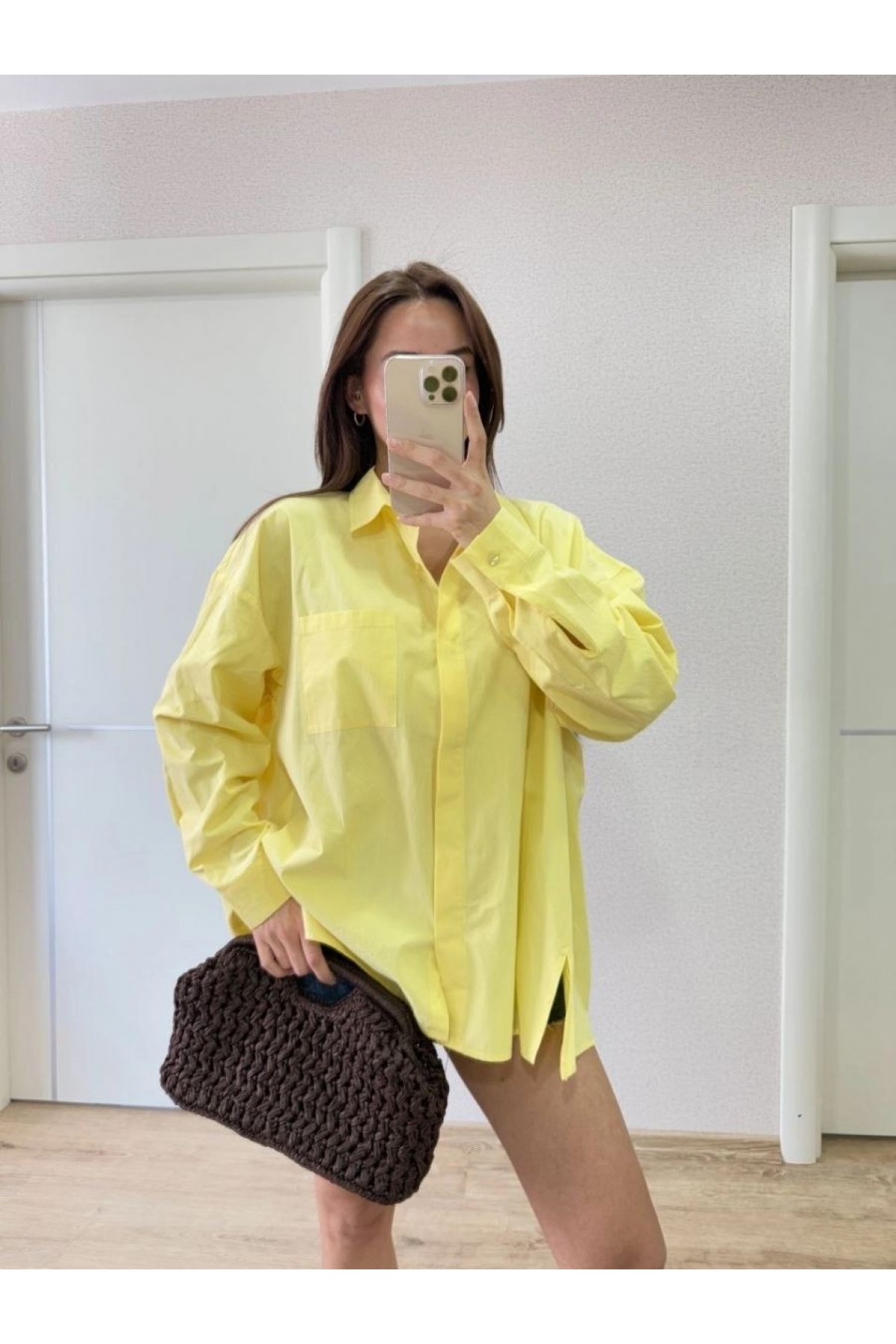 Kadın Oversize Pens Detaylı Cepli Yırtmaçlı Rahat Kalıp Poplin Gömlek - Sarı