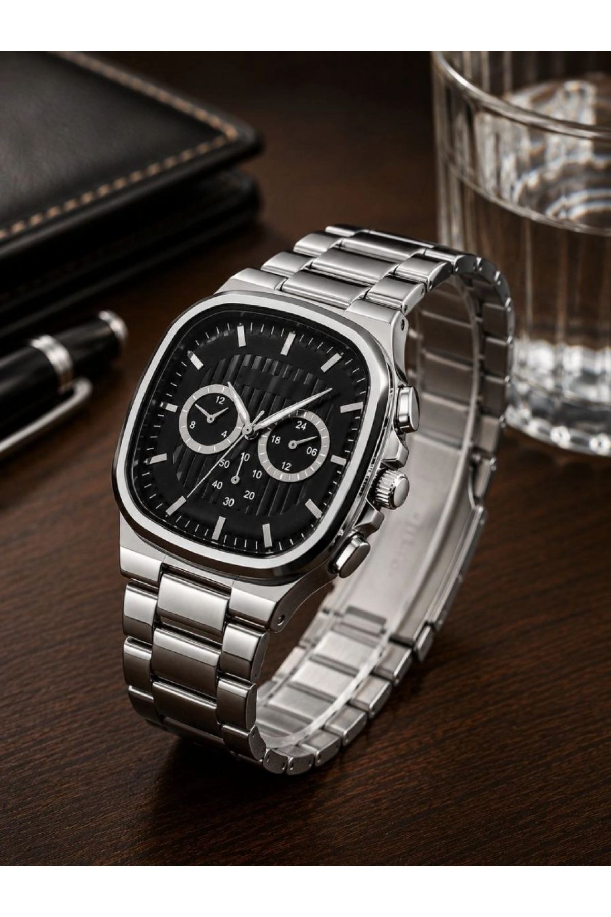 Erkek Gümüş Renk Metal Kordon Analog Kol Saati Siyah Kadran Takvim Göstergeli - Gümüş