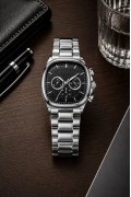 Erkek Gümüş Renk Metal Kordon Analog Kol Saati Siyah Kadran Takvim Göstergeli - Gümüş