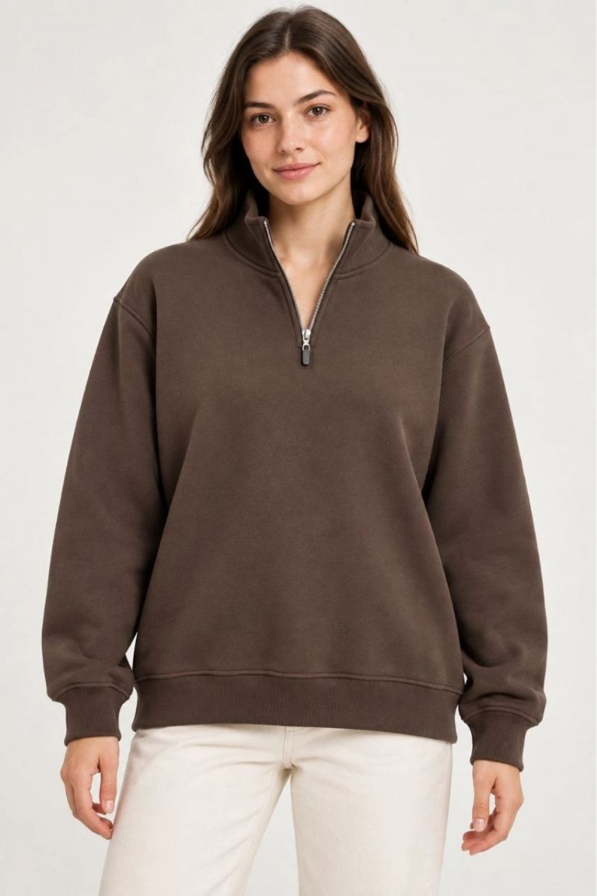 Kadın Üç İplik İçi Şardonlu Dik Yaka Yarım Fermuarlı Kışlık Sweatshirt - Kahverengi
