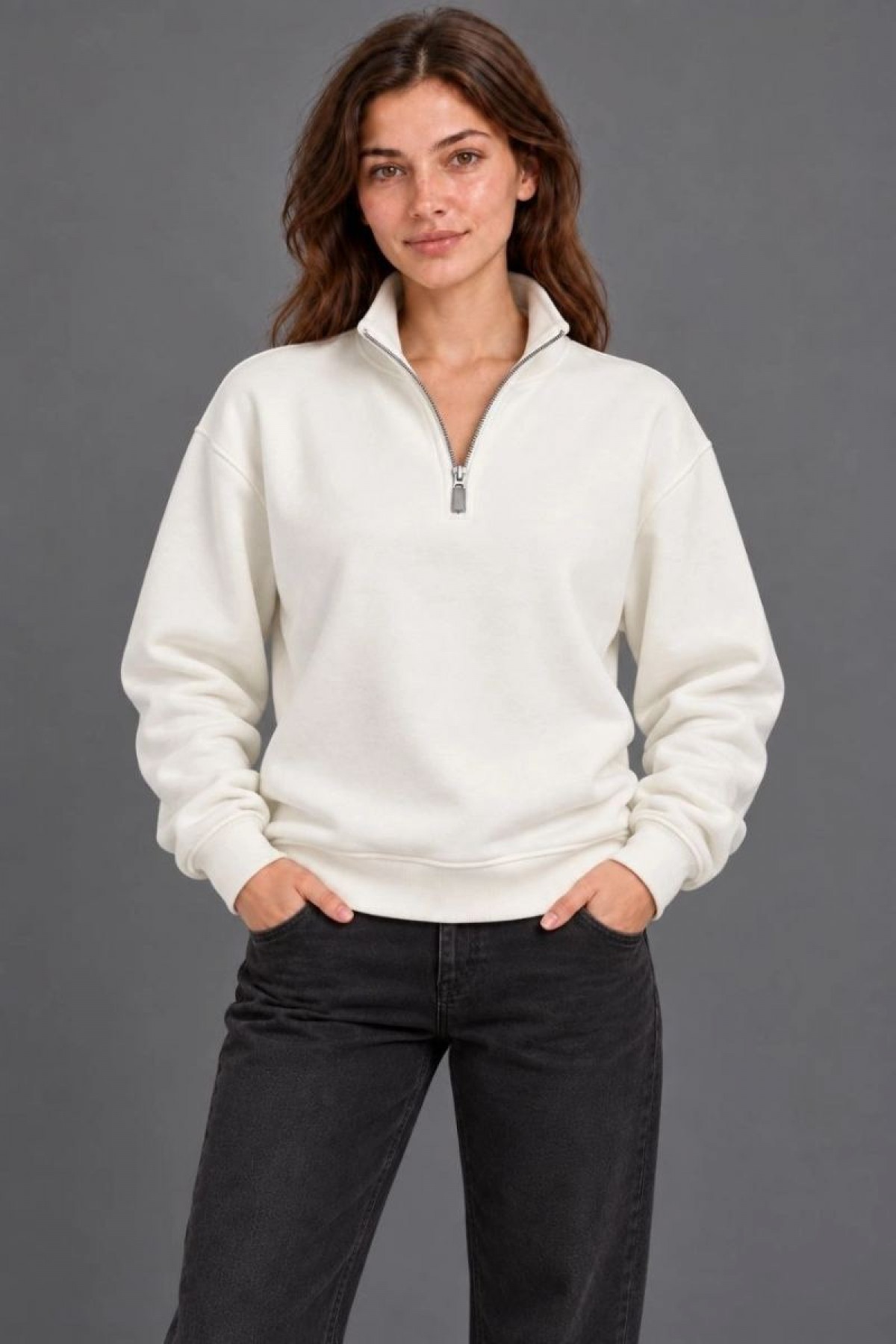 Kadın Üç İplik İçi Şardonlu Dik Yaka Yarım Fermuarlı Kışlık Sweatshirt - Beyaz