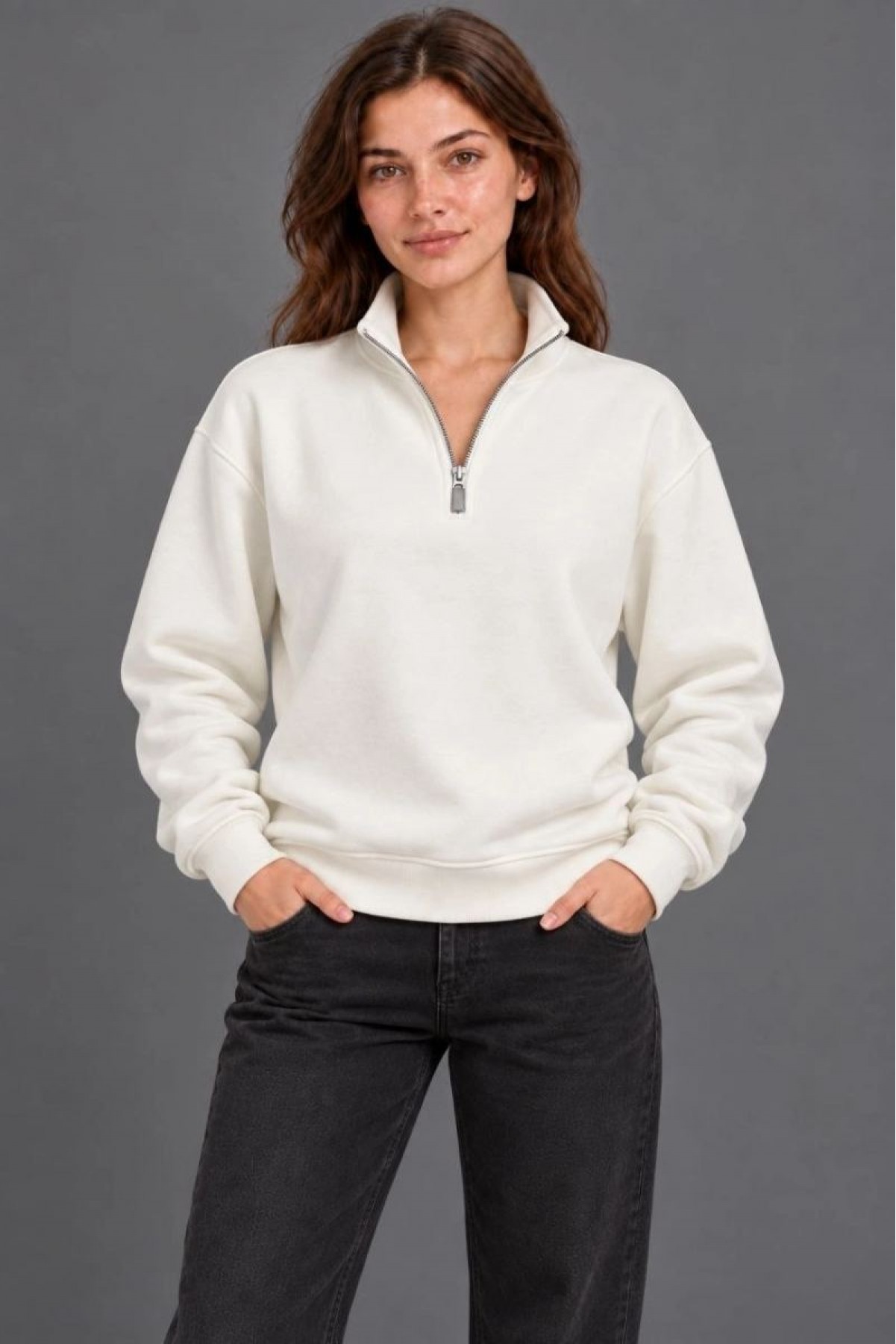 Kadın Üç İplik İçi Şardonlu Dik Yaka Yarım Fermuarlı Kışlık Sweatshirt - Beyaz