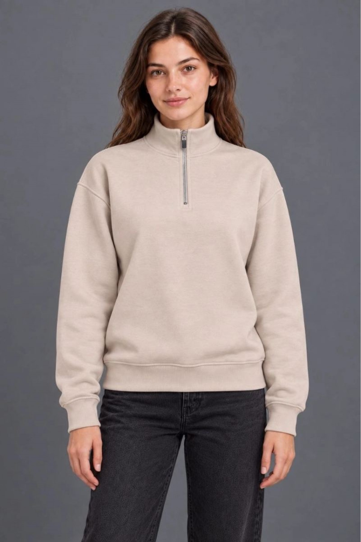 Kadın Üç İplik İçi Şardonlu Dik Yaka Yarım Fermuarlı Kışlık Sweatshirt - Bej