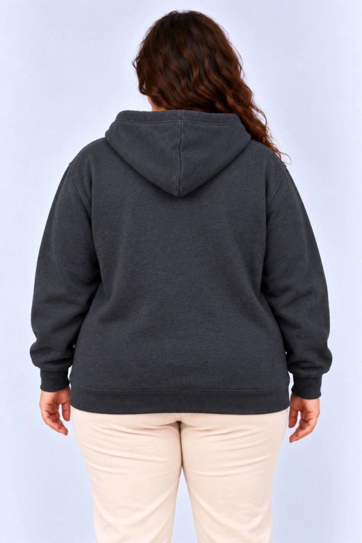 Kadın Battal Büyük Beden Üç İplik İçi Şardonlu Kapüşonlu Kanguru Cepli Kışlık Sweatshirt - Füme