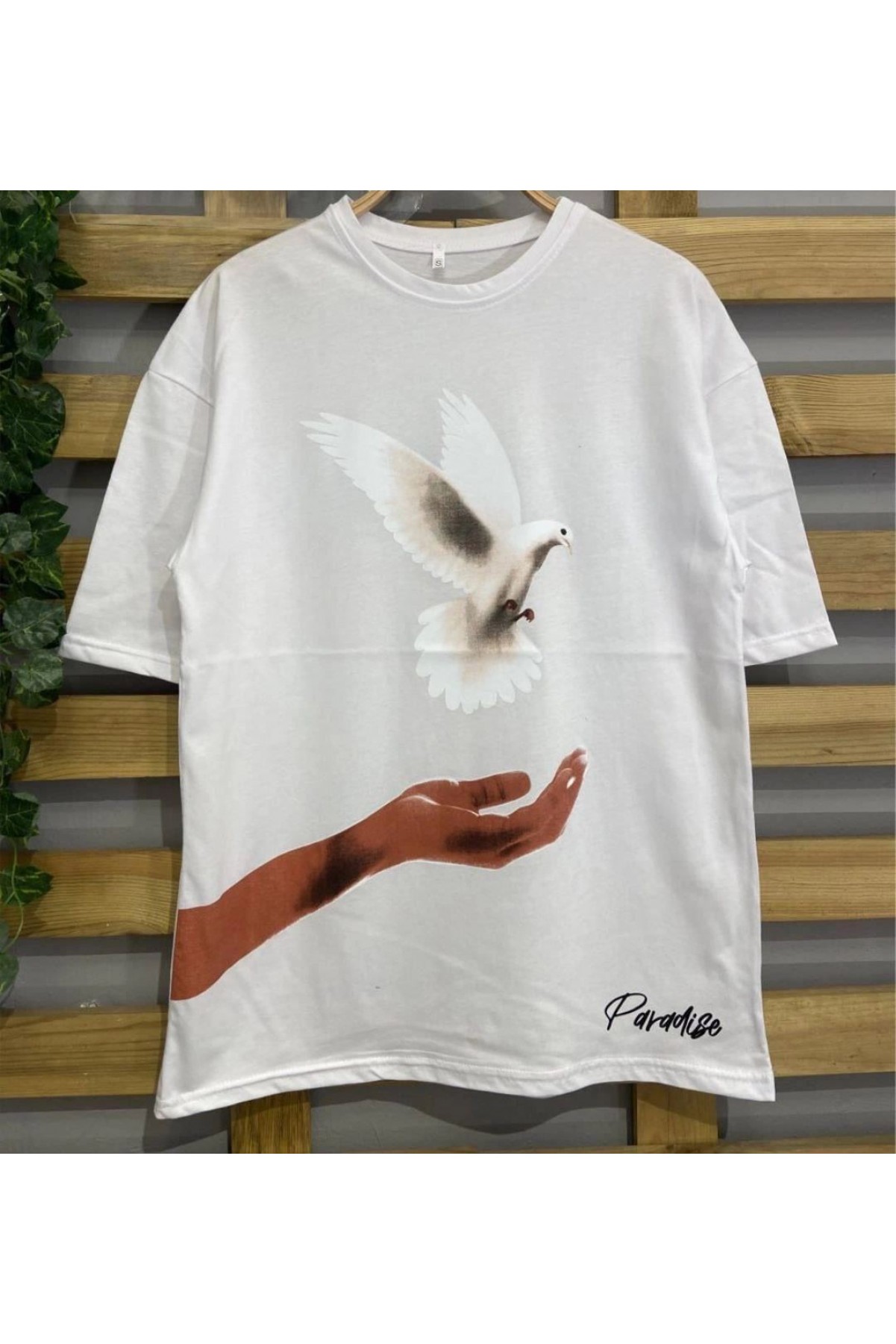 Kadın Kısa Kol Yazlık Tişört Bisiklet Yaka Uzi Güvercin Baskılı T-Shirt - Beyaz