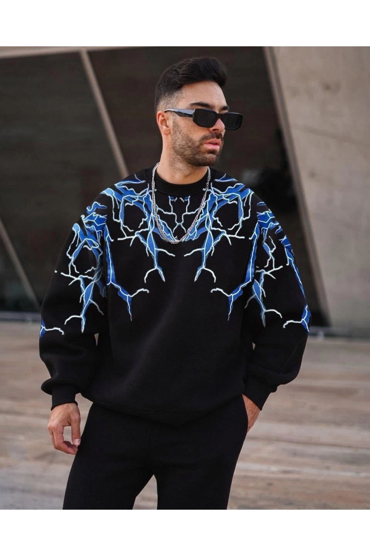 Erkek Yıldırım Baslılı Bisiklet Yaka 3 iplik pamuklu Sweatshirt - Siyah
