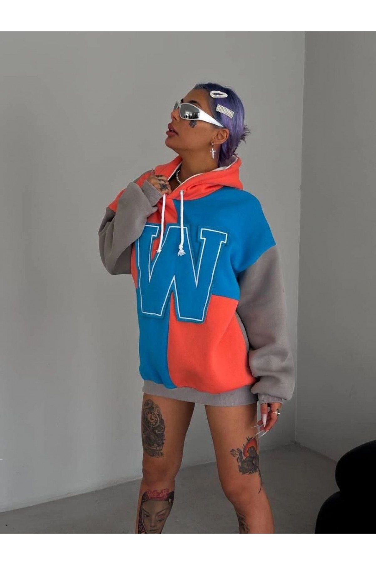 Kadın W Nakış İşlemeli Kapüşonlu 3 iplik pamuklu Parçalı Sweatshirt Hoodie - Mavi