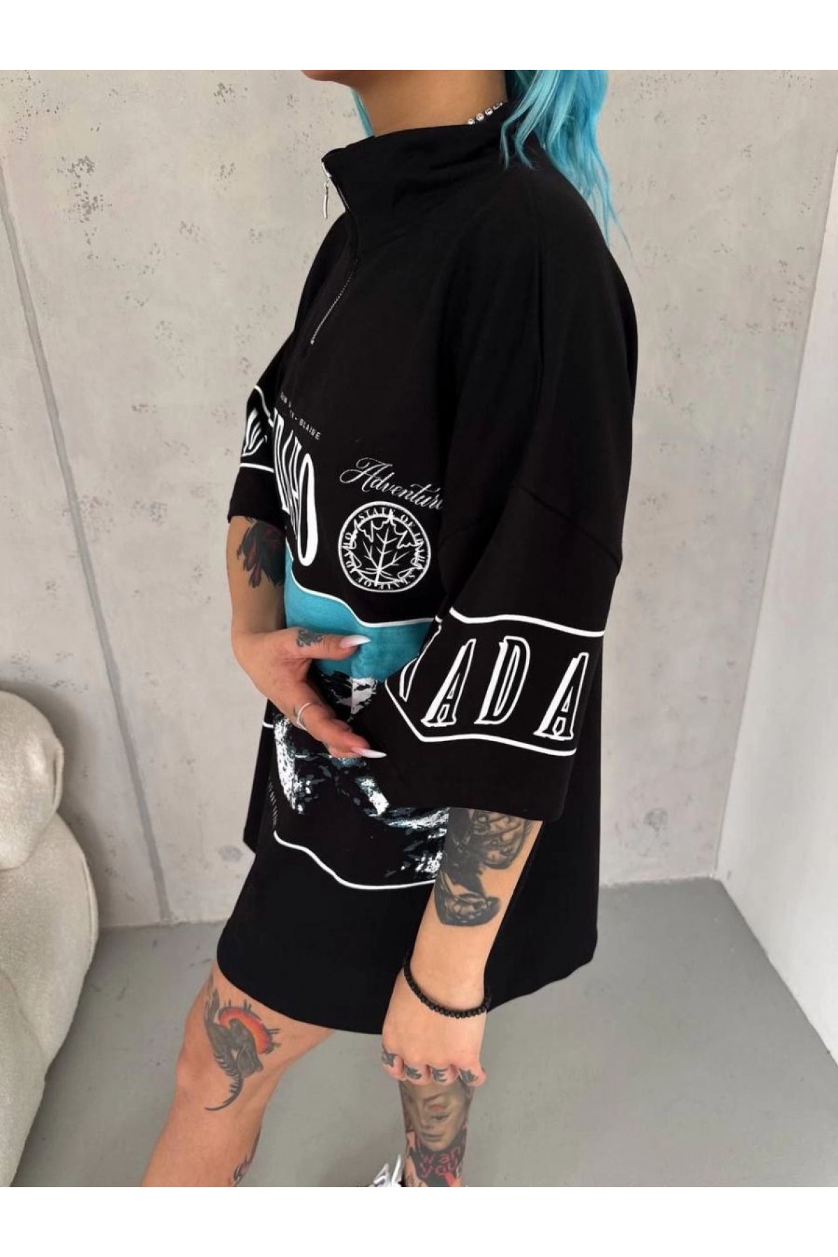 Kadın Baskılı Yarım Fermuarlı Kısa kol T-Shirt - Siyah