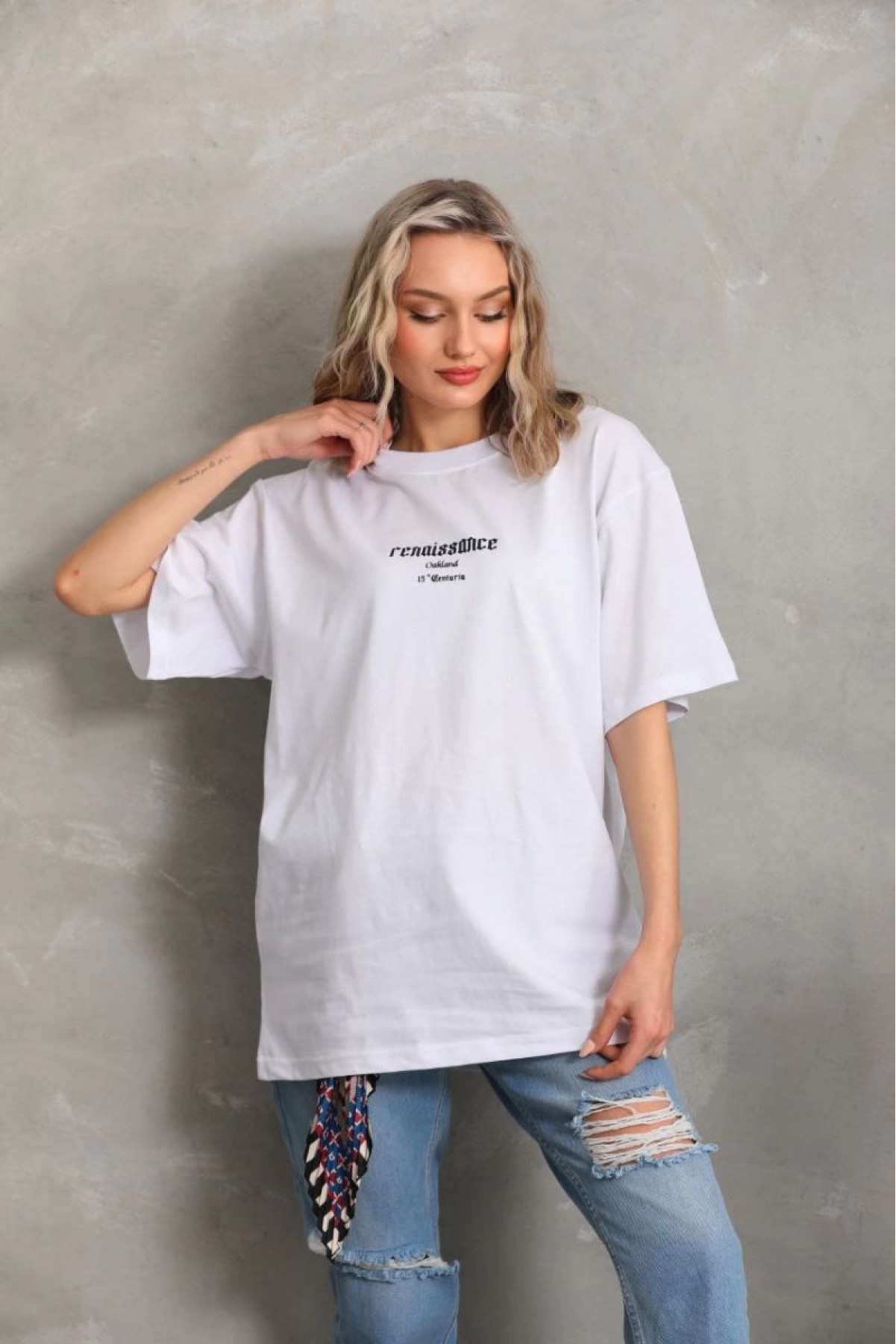 Kadın Kısa Kol Yazlık Tişört Bisiklet Yaka Baskılı Oversize T-Shirt - Beyaz