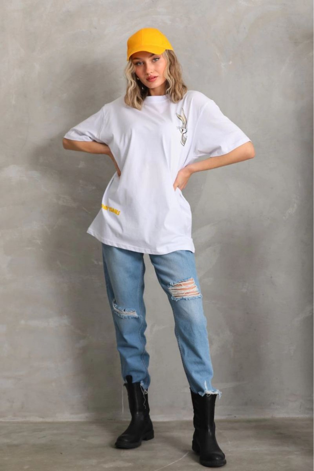 Kadın Kısa Kol Yazlık Tişört Bisiklet Yaka Baskılı Oversize T-Shirt - Beyaz