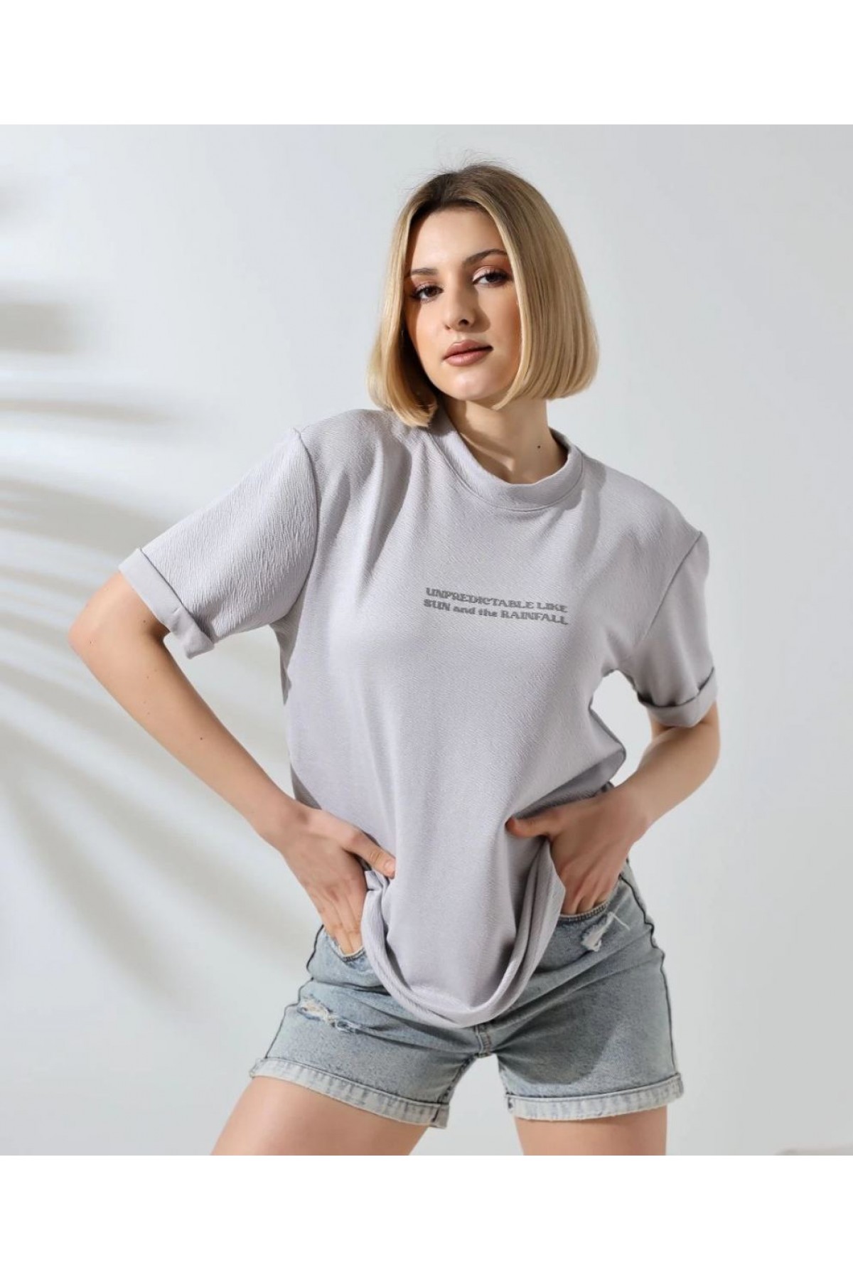Kadın Bisiklet Yaka Baskılı Slim Fit T-Shirt - Boyalı Gri