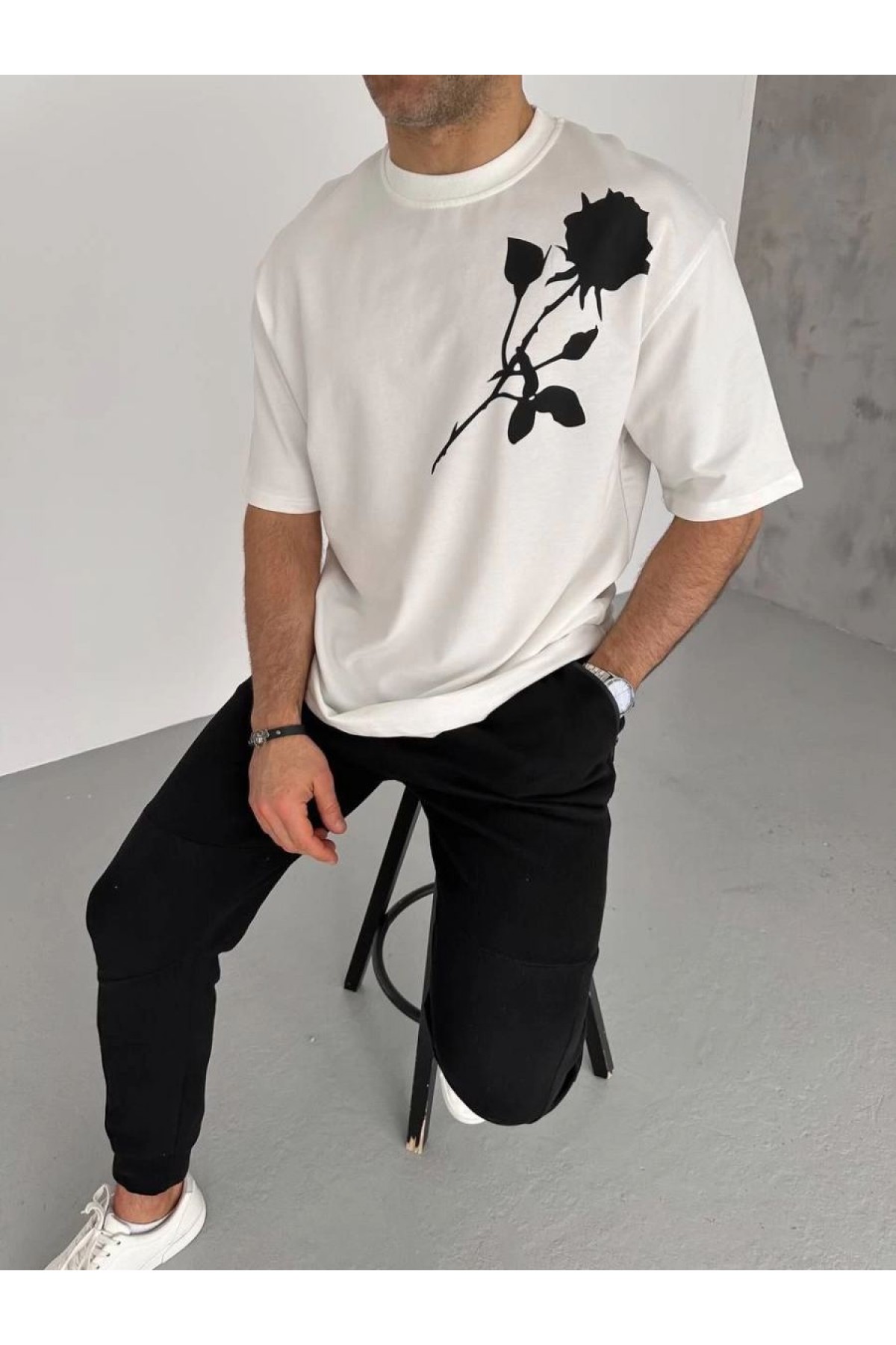 Erkek Kısa Kol Tişört Bisiklet Yaka GÜL Baskılı Oversize T-Shirt - Beyaz