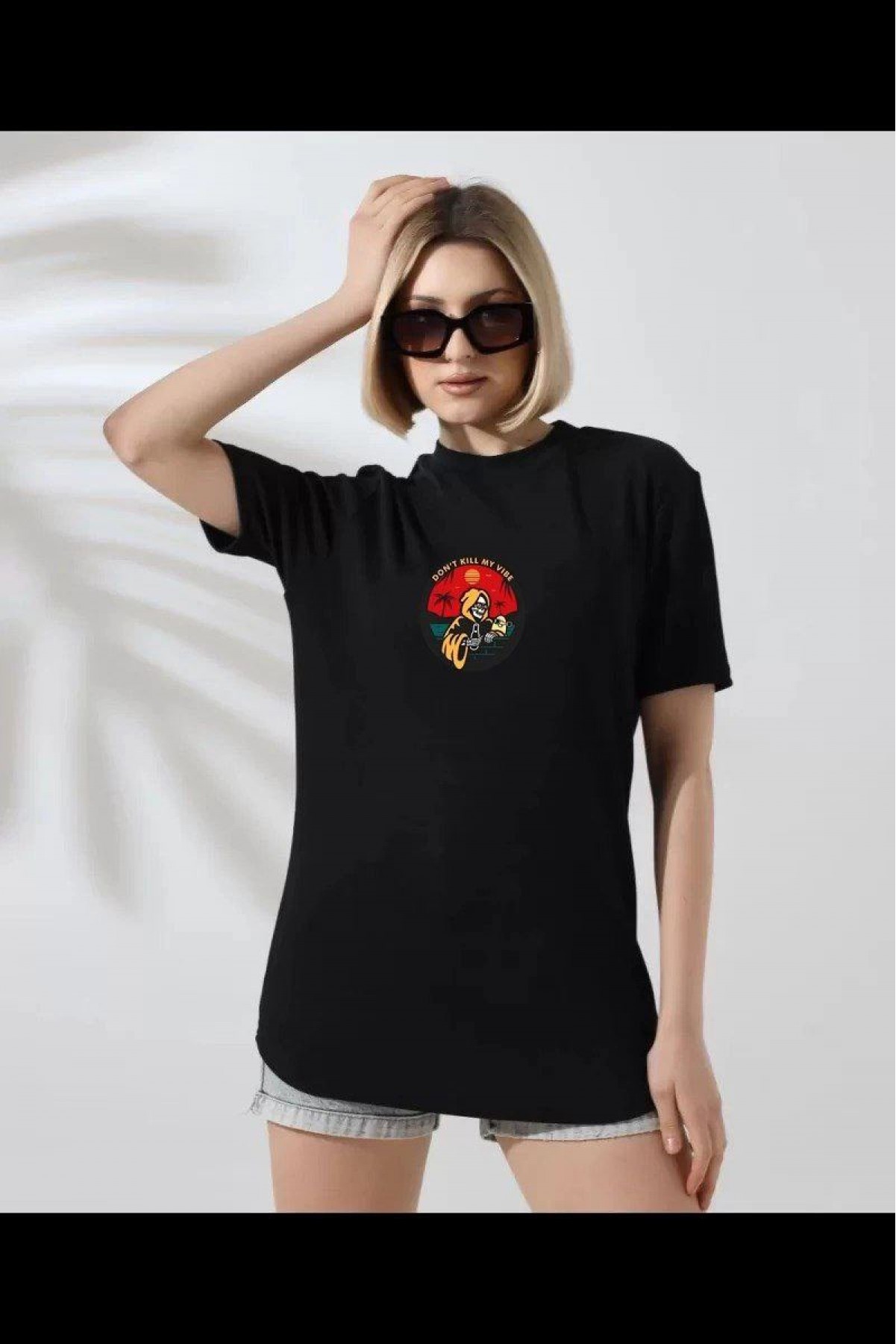 Kadın Bisiklet Yaka Baskılı  kısa kol T-Shirt - Siyah