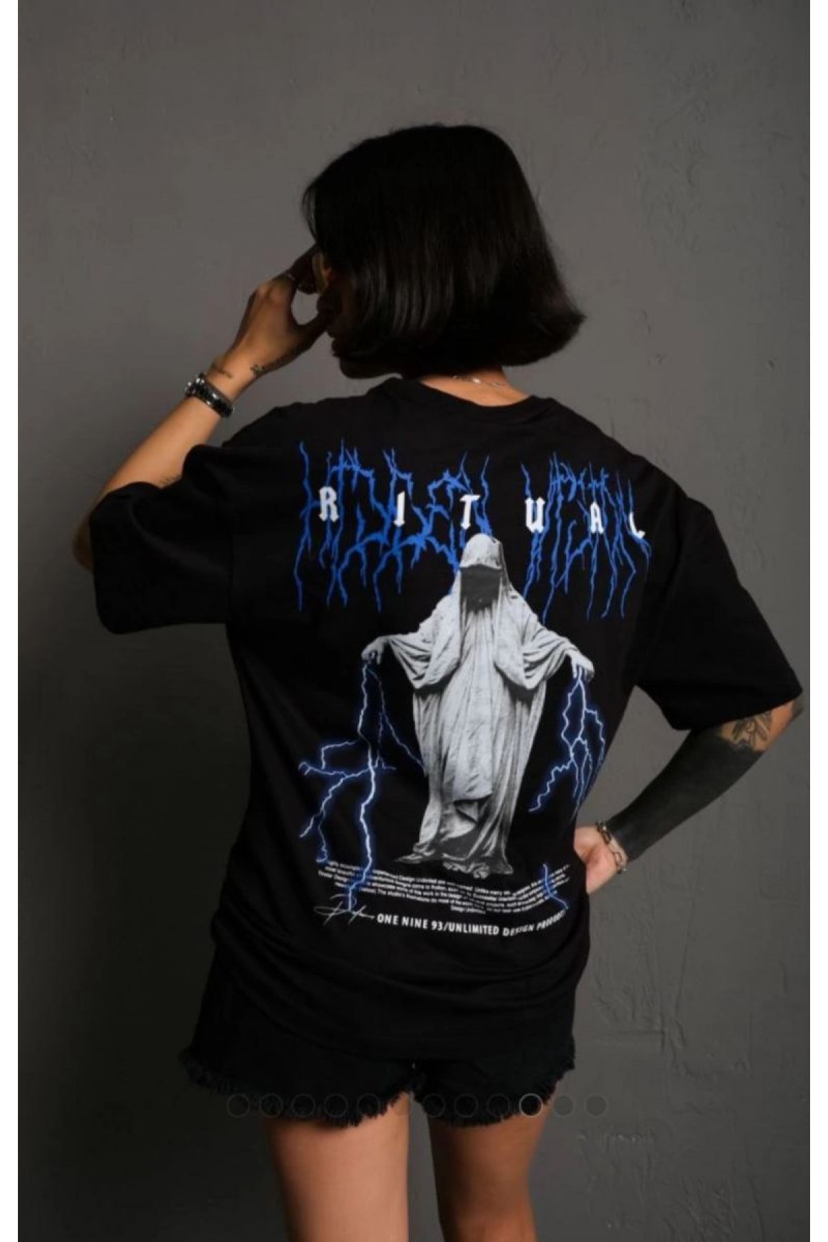 kadın Bisiklet Yaka Baskılı Oversize  Kısa kol T-Shirt - Siyah