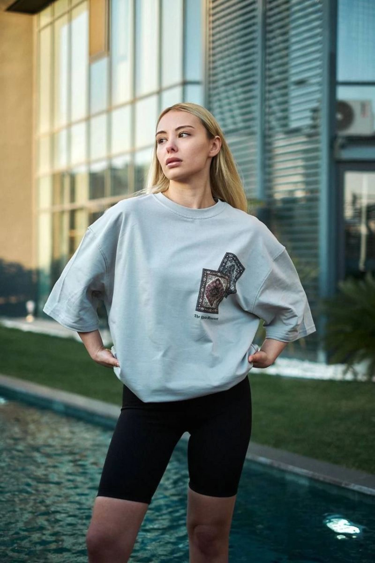 kadın Bisiklet Yaka Baskılı Kısa kol Oversize T-Shirt - Boyalı Gri