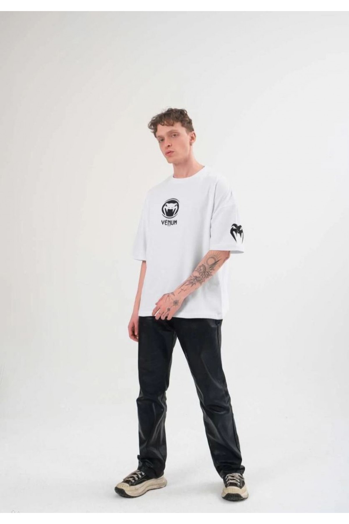 Erkek Kısa Kol Tişört Göğüs ve Kol Bisiklet Yaka Baskılı T-Shirt - Beyaz