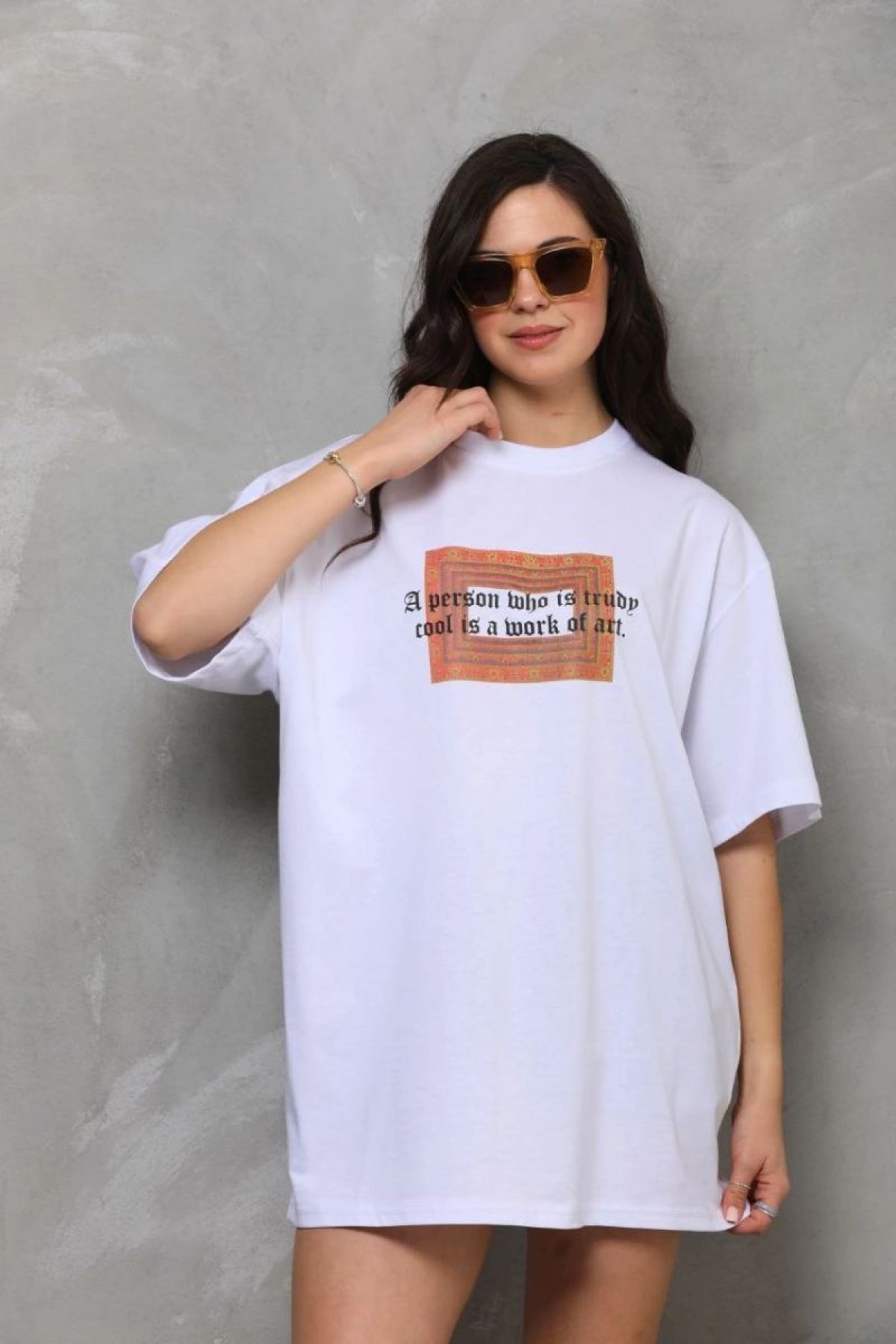Kadın Baskılı T-Shirt Kısa Kol Bisiklet Yaka Oversize Rahat Kalıp Tişört - Beyaz