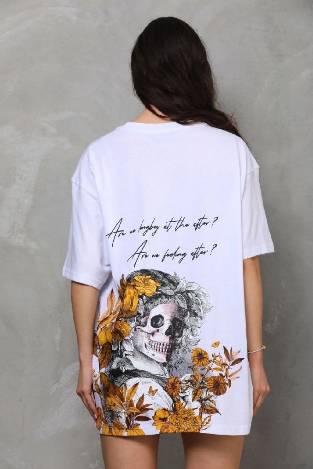 Kadın Kısa Kol Yazlık Tişört Bisiklet Yaka Baskılı Oversize T-Shirt - Beyaz