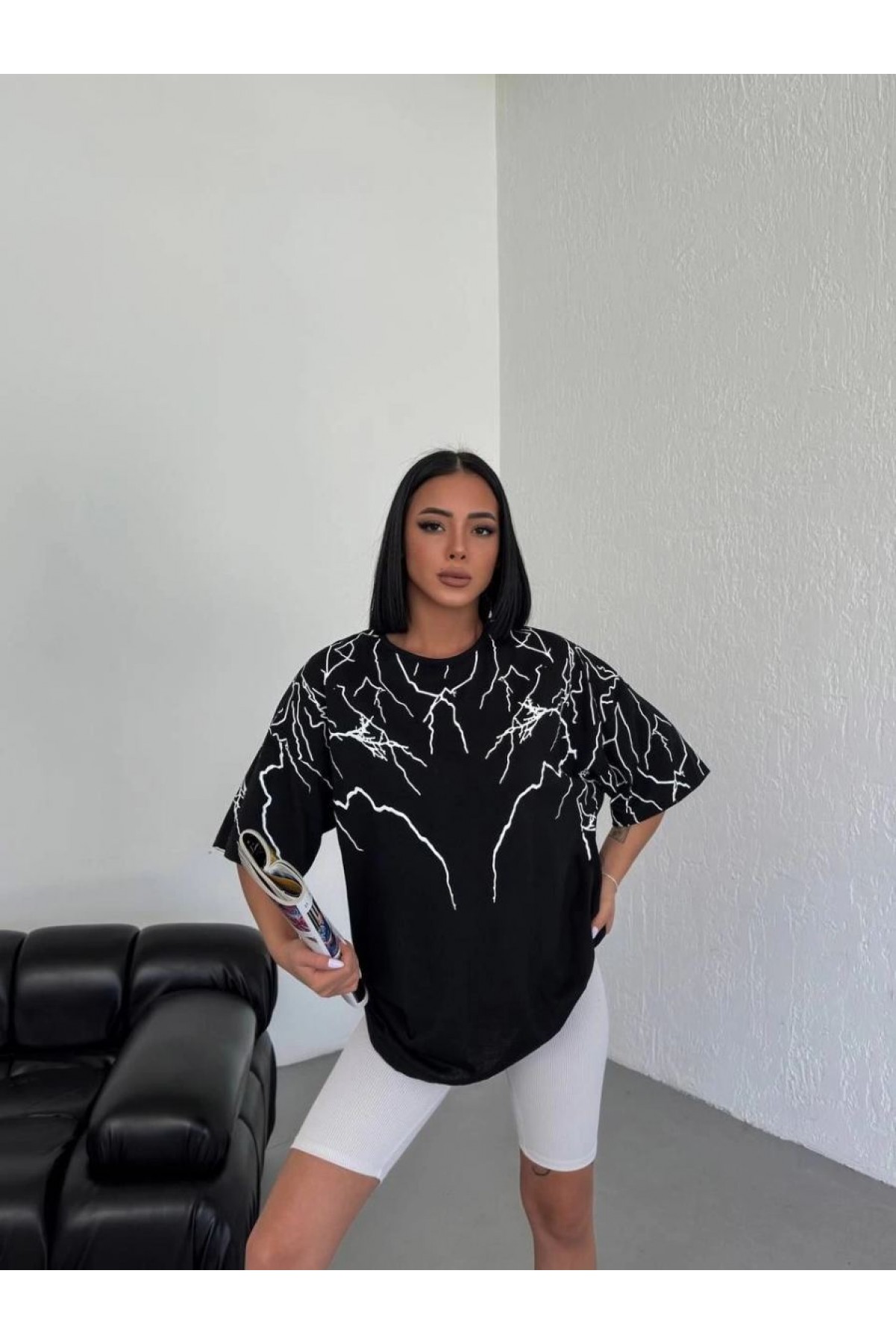 Kadın Yıldırım şimşek Baskılı T-Shirt Kısa Kol Bisiklet Yaka Oversize Tişört - Siyah