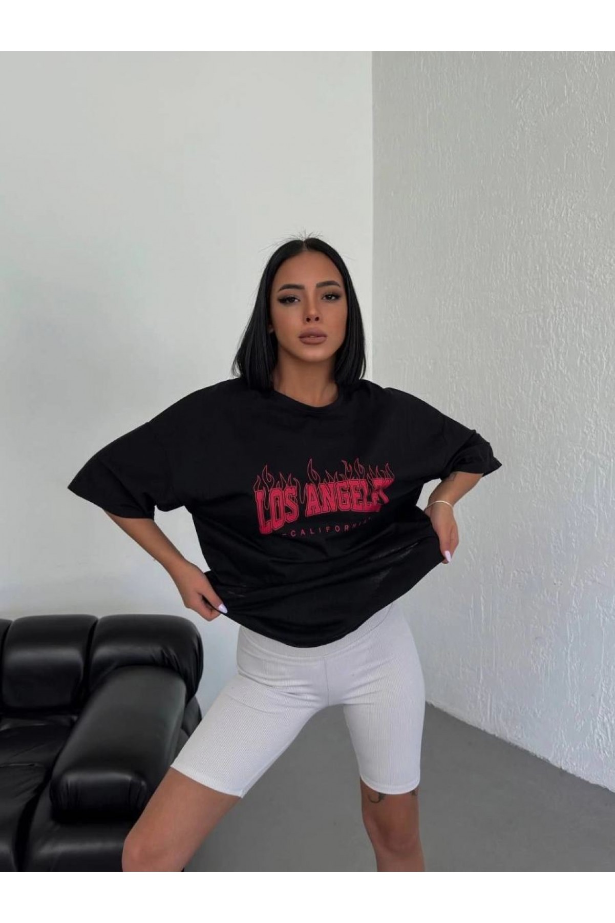 Kadın Kısa Kol Yazlık Tişört Bisiklet Yaka Los Angeles Baskılı T-Shirt - Siyah