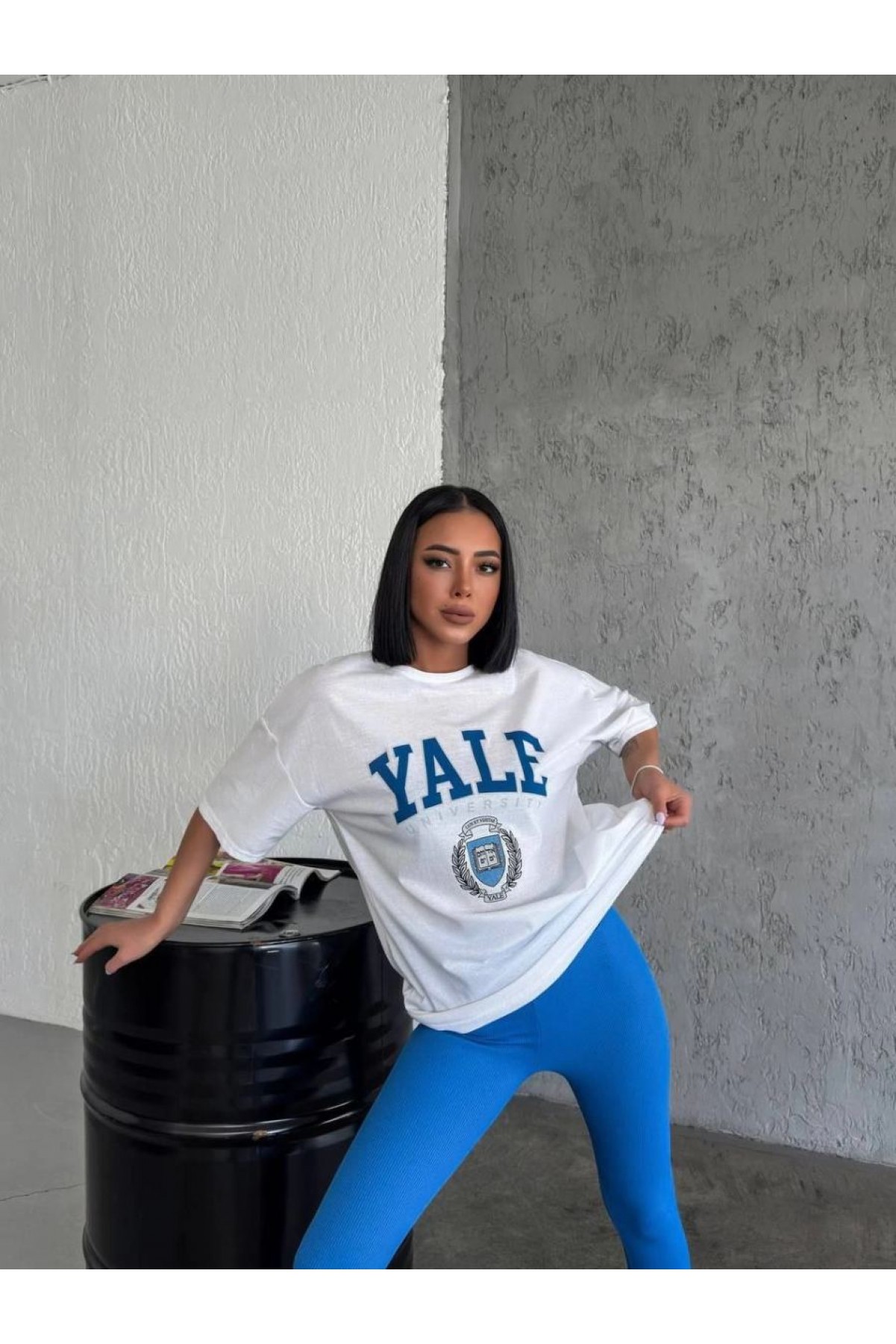 Kadın Kısa Kol Yazlık Tişört Bisiklet Yaka YALE Baskılı T-Shirt - Beyaz