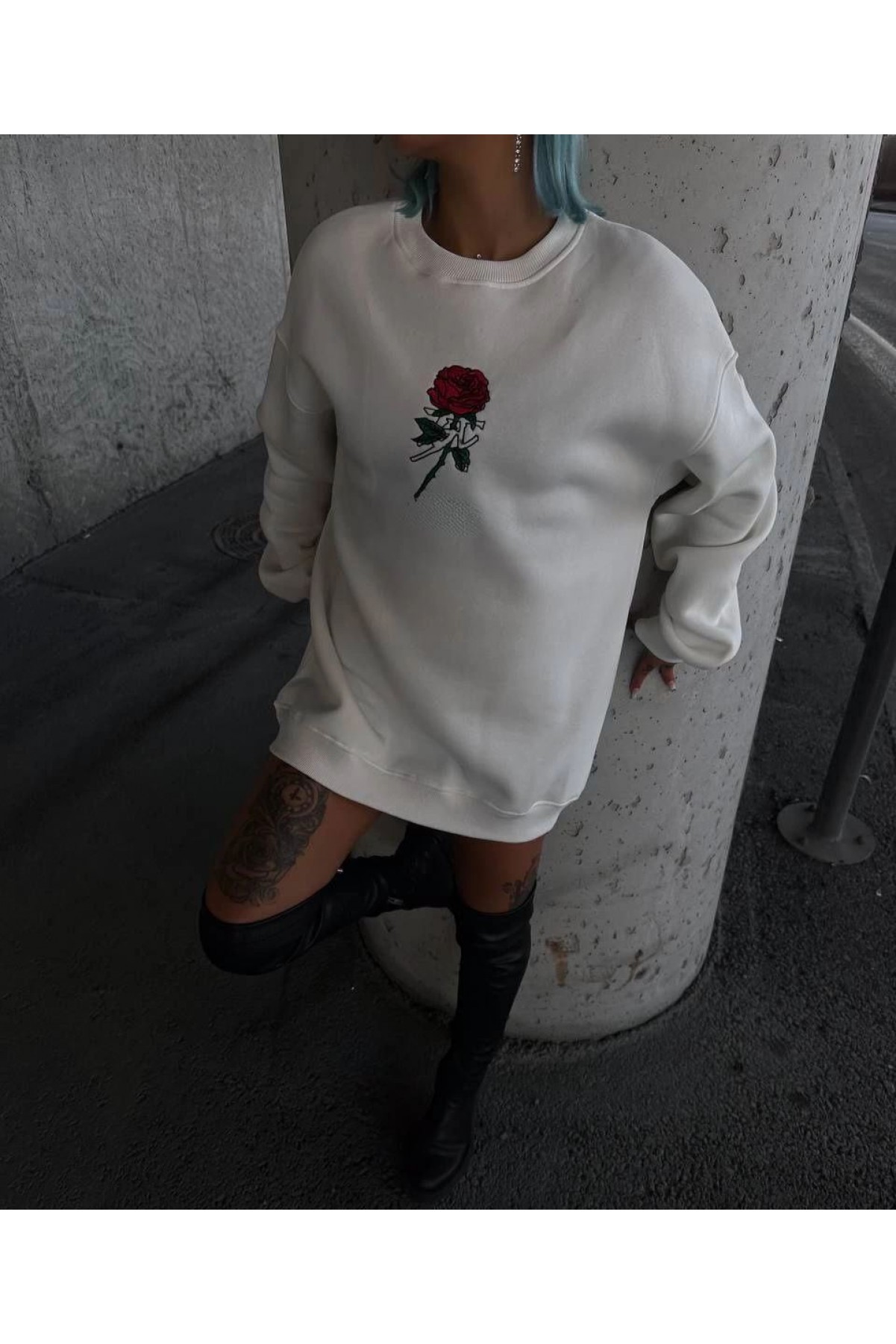 Kadın 3 iplik Pamuklu Bisiklet Yaka GÜL Baskılı SweatShirt - BeyazBeyaz