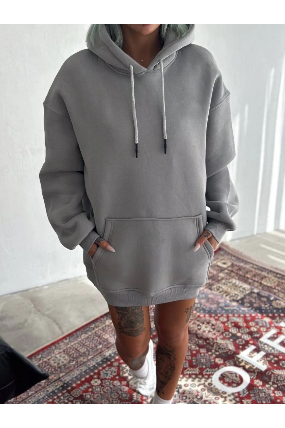 Kadın Kapüşonlu Kanguru Cepli 3 İplik Pamuklu Oversize Hoodie Sweatshirt -  Boyalı Gri