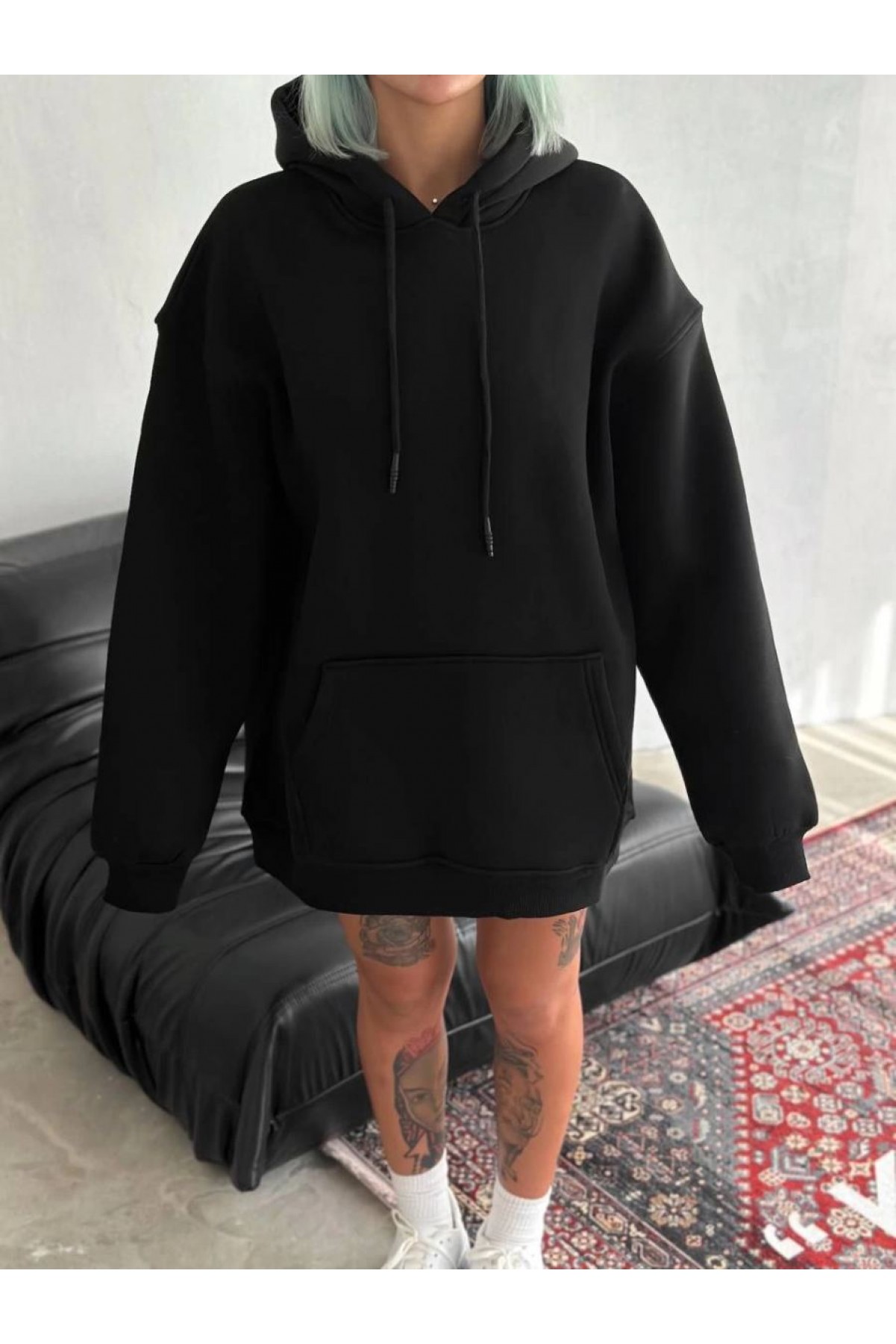 Kadın Kapüşonlu Kanguru Cepli 3 İplik Pamuklu Oversize Hoodie Sweatshirt - Siyah