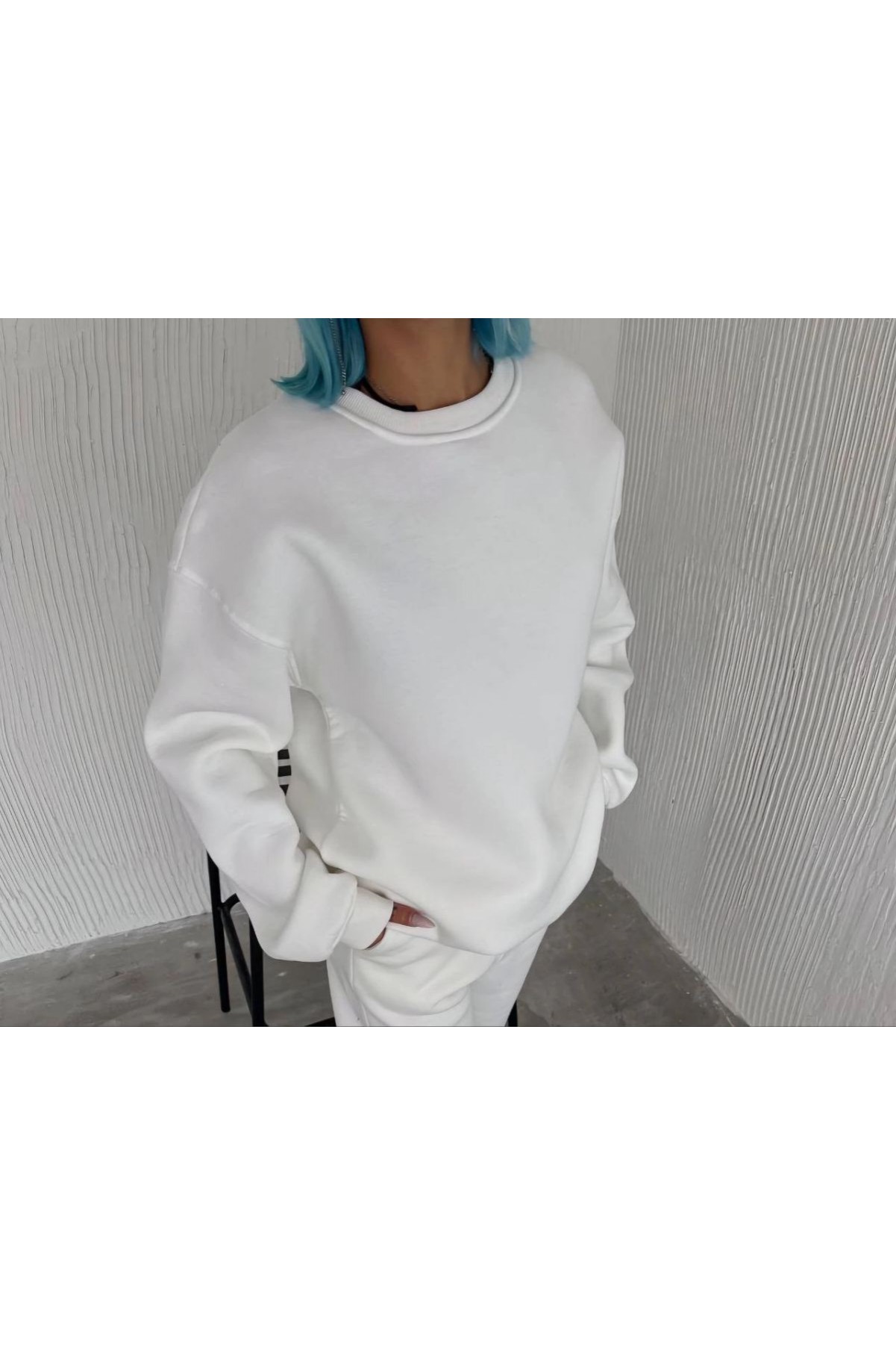 Kadın Bisiklet Yaka 3 İplik Pamuklu Basic SweatShirt - Beyaz